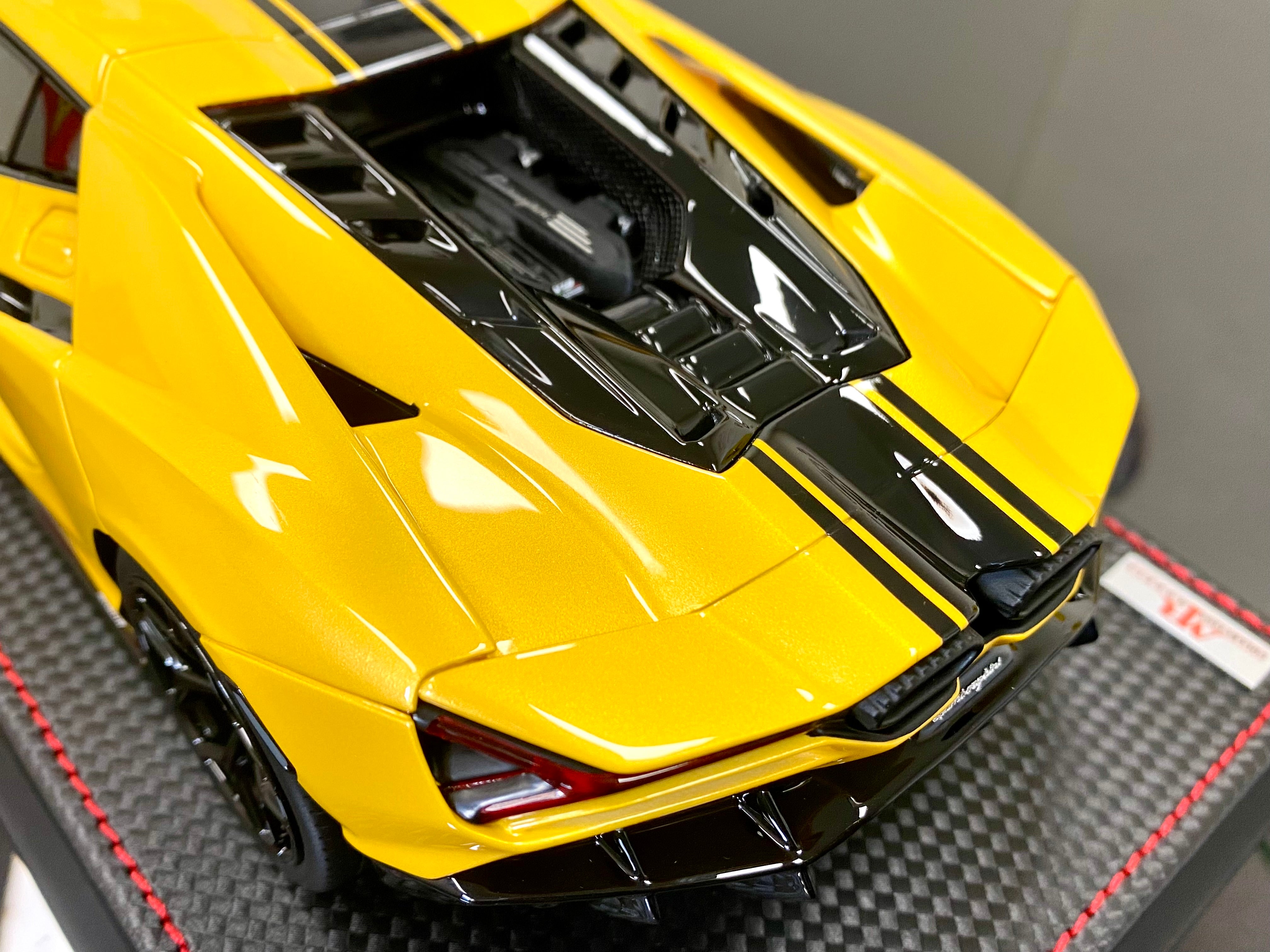 MR Collection Lamborghini Revuelto 1:18 scale Limited Edition