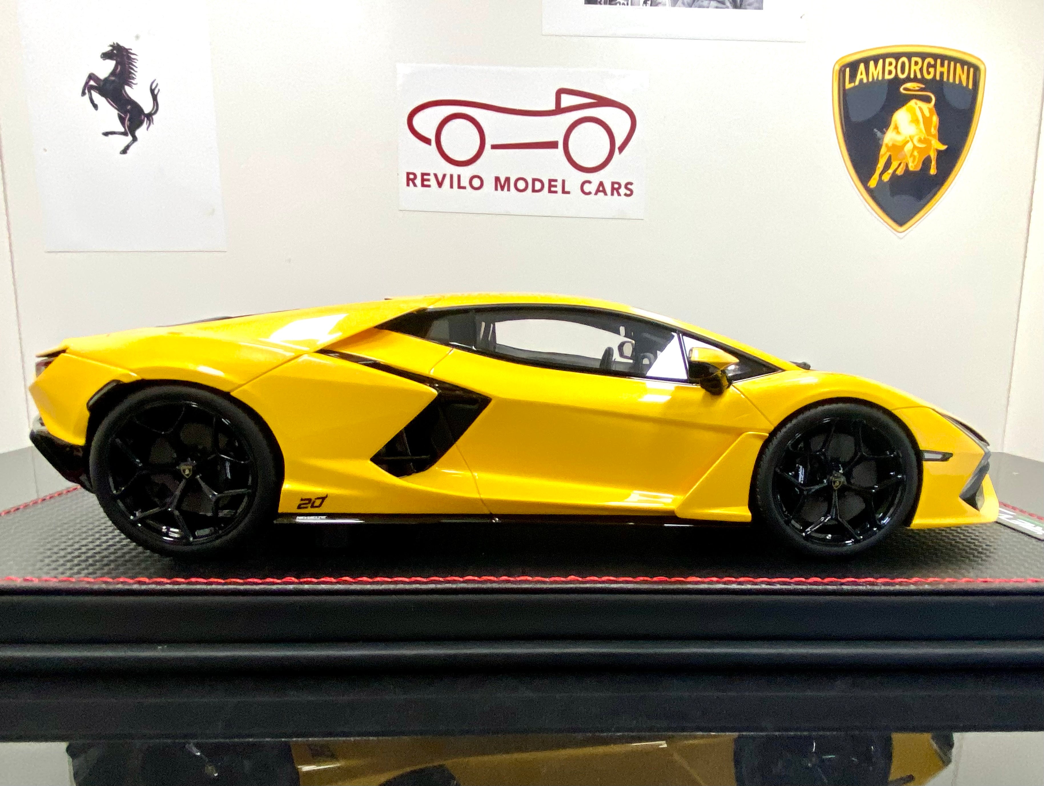 MR Collection Lamborghini Revuelto 1:18 scale Limited Edition