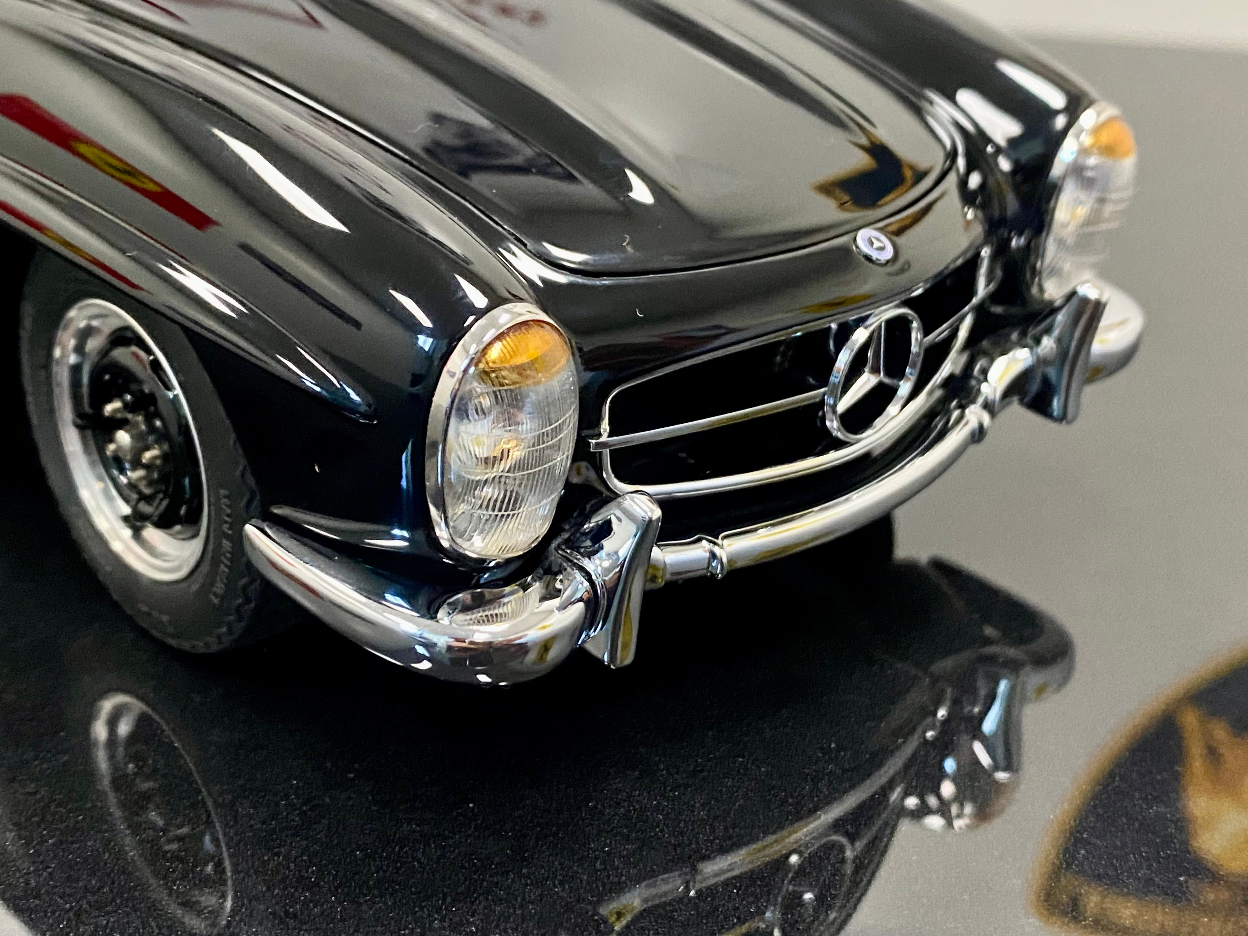 CMC 1:18 Mercedes 300SL M293 Black open top roadster