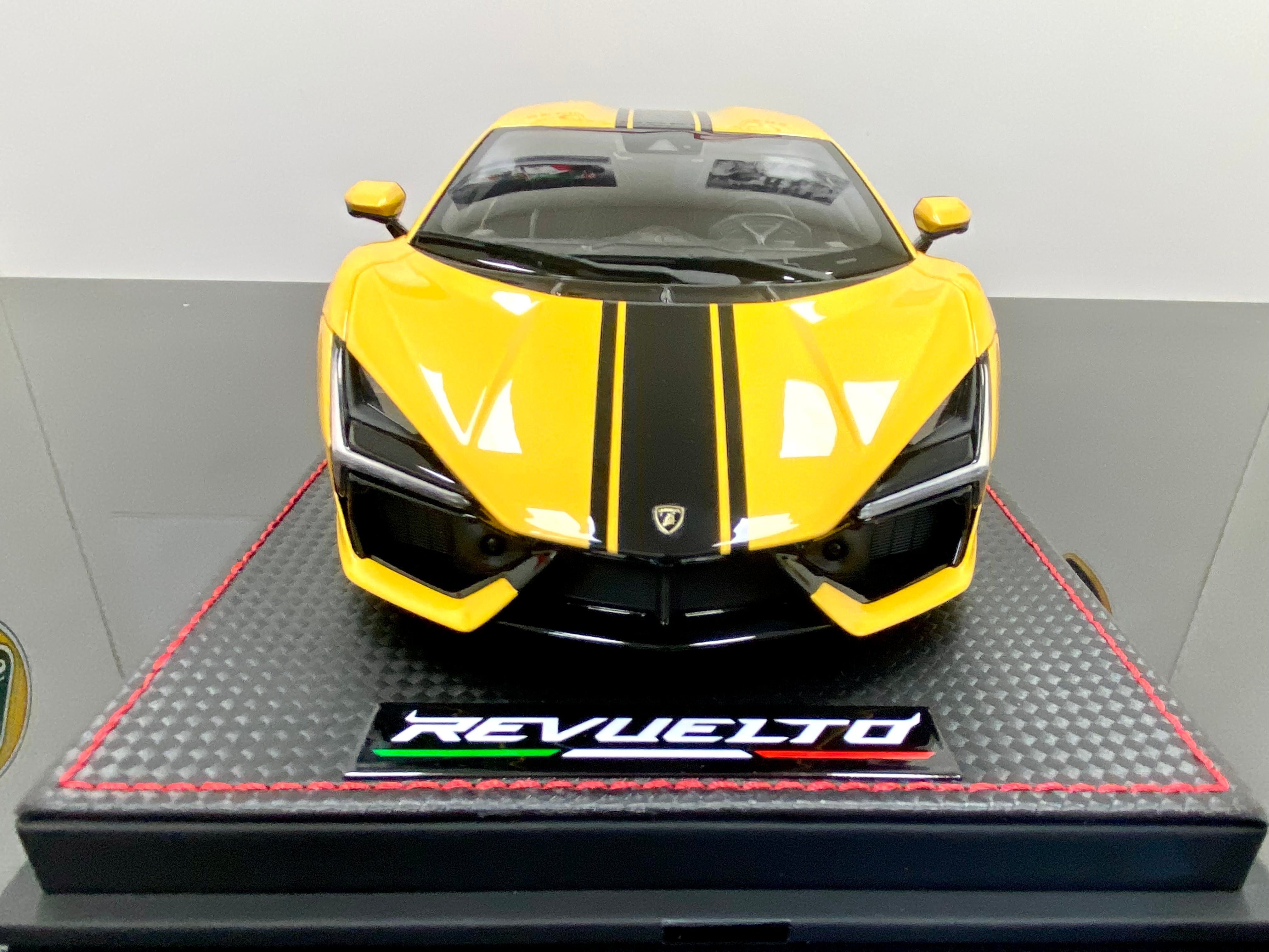 MR Collection Lamborghini Revuelto 1:18 scale Limited Edition