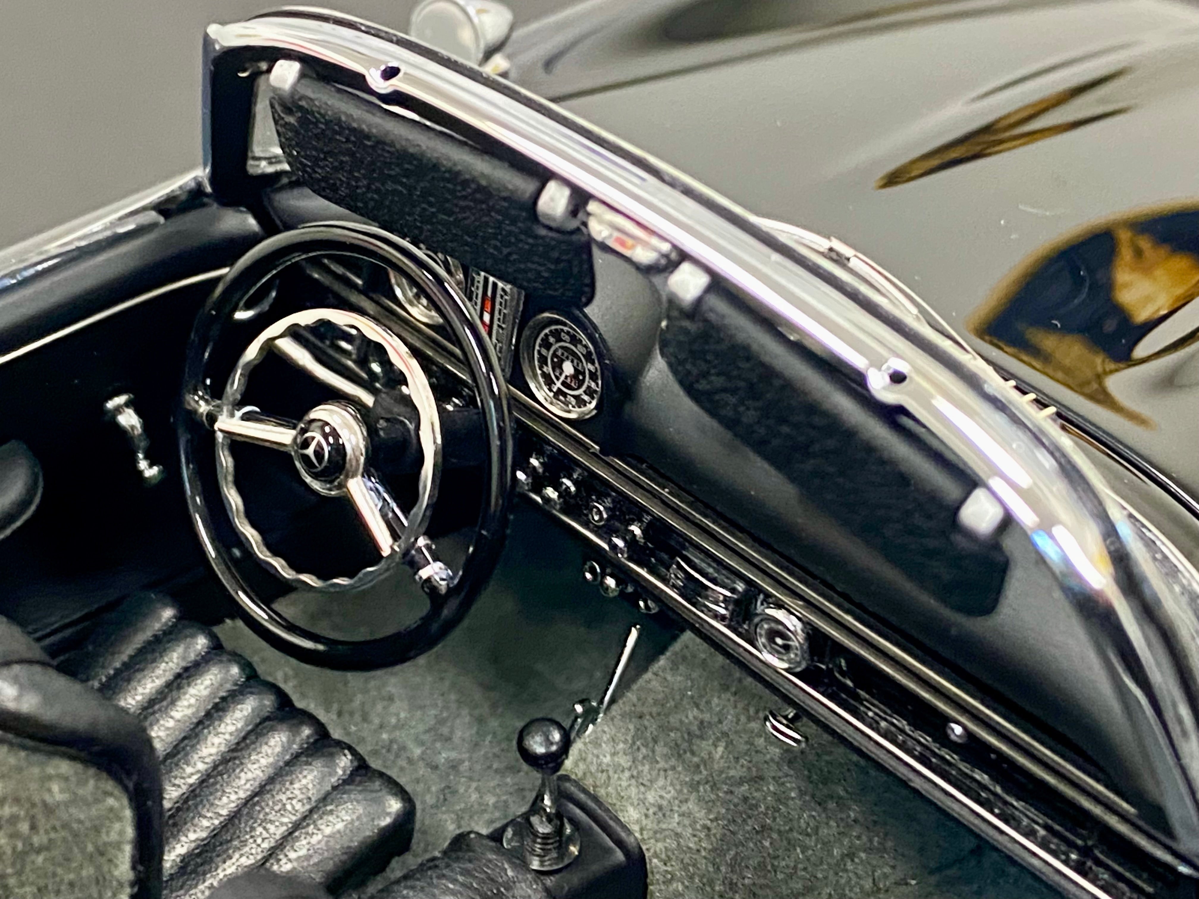CMC 1:18 Mercedes 300SL M293 Black open top roadster