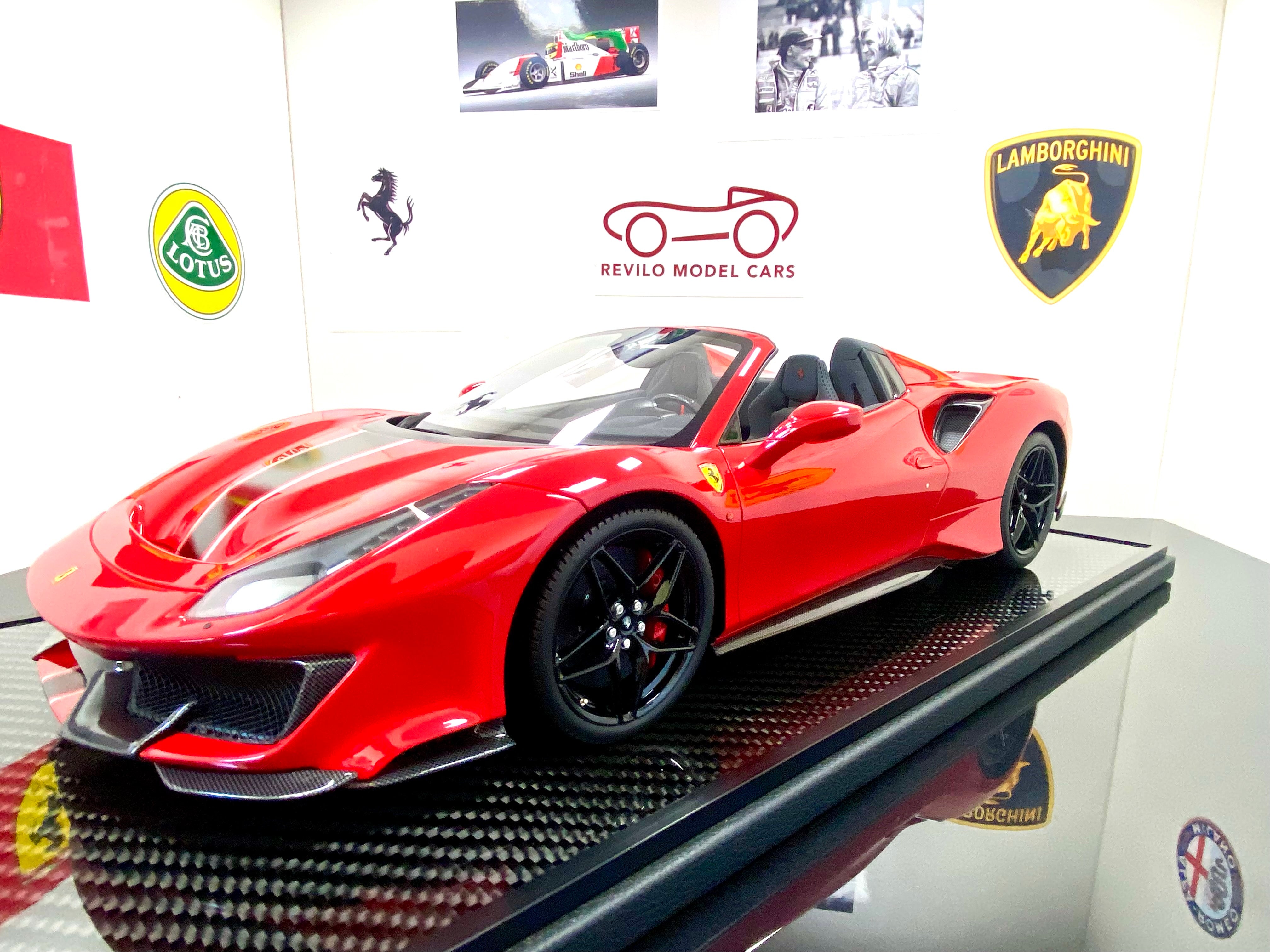 BBR Ferrari 488 Pista Spider 1:12 scale