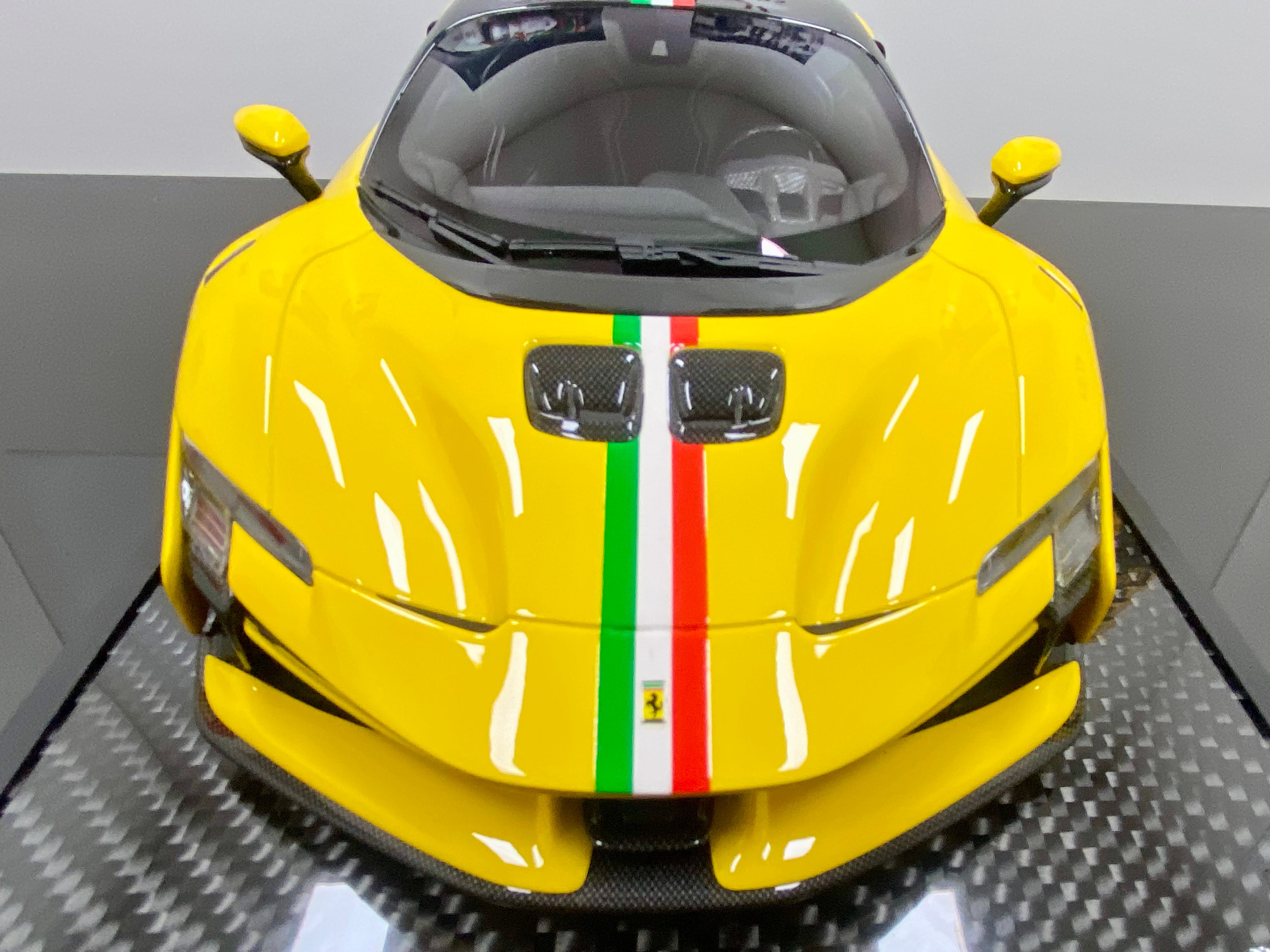 BBR Ferrari SF90 XX 1:18 scale Giallo Modena, Italian stripe