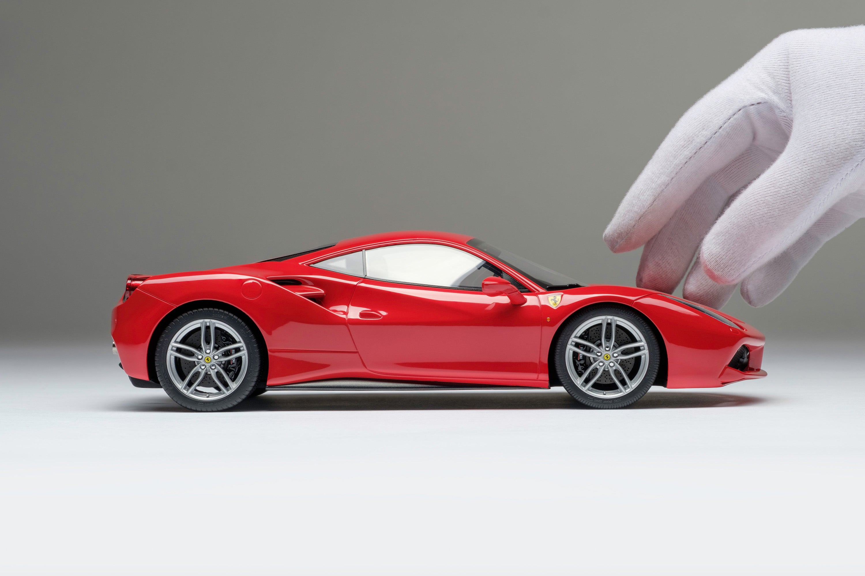 Amalgam Ferrari 488GTB 1:18 scale