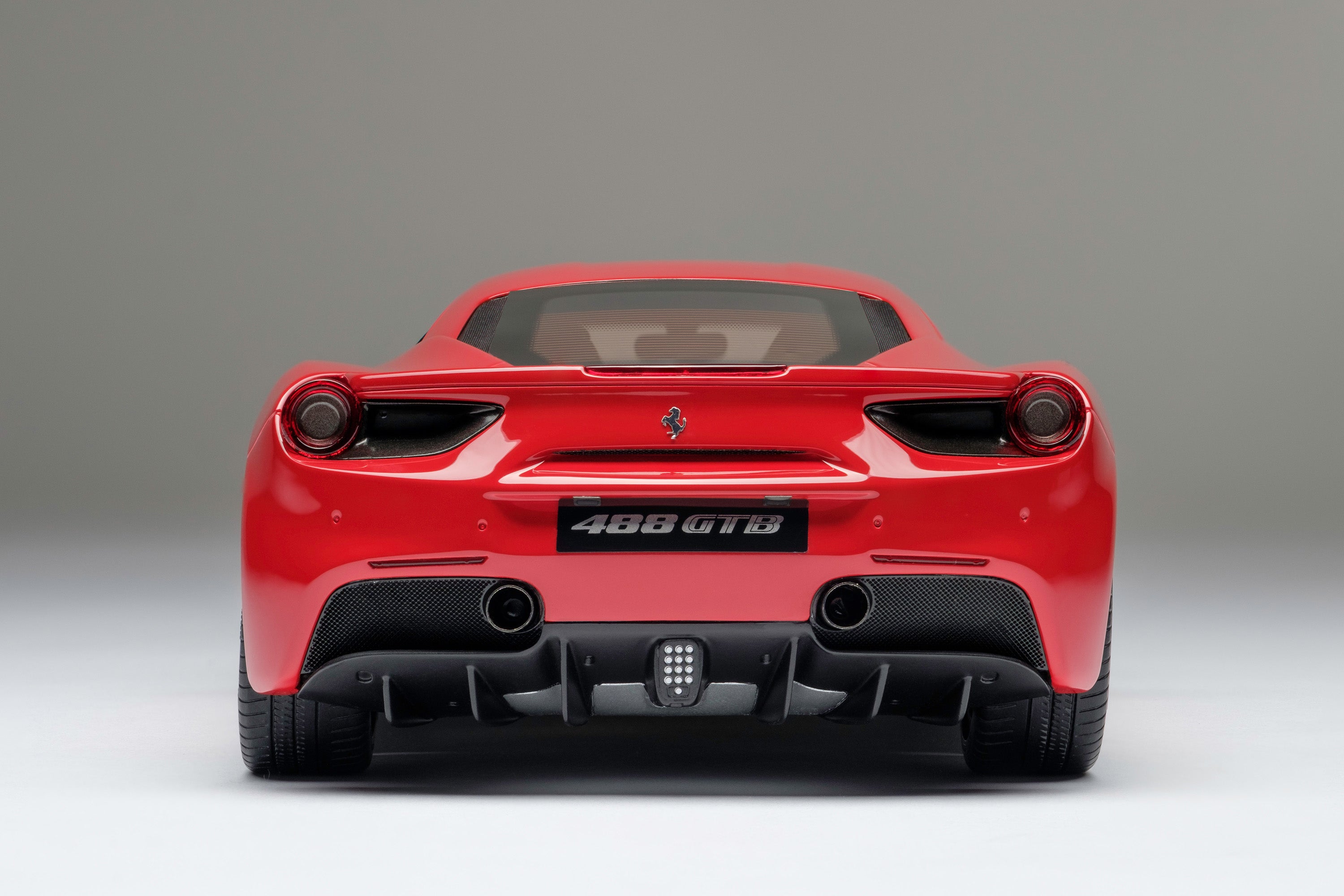 Amalgam Ferrari 488GTB 1:18 scale