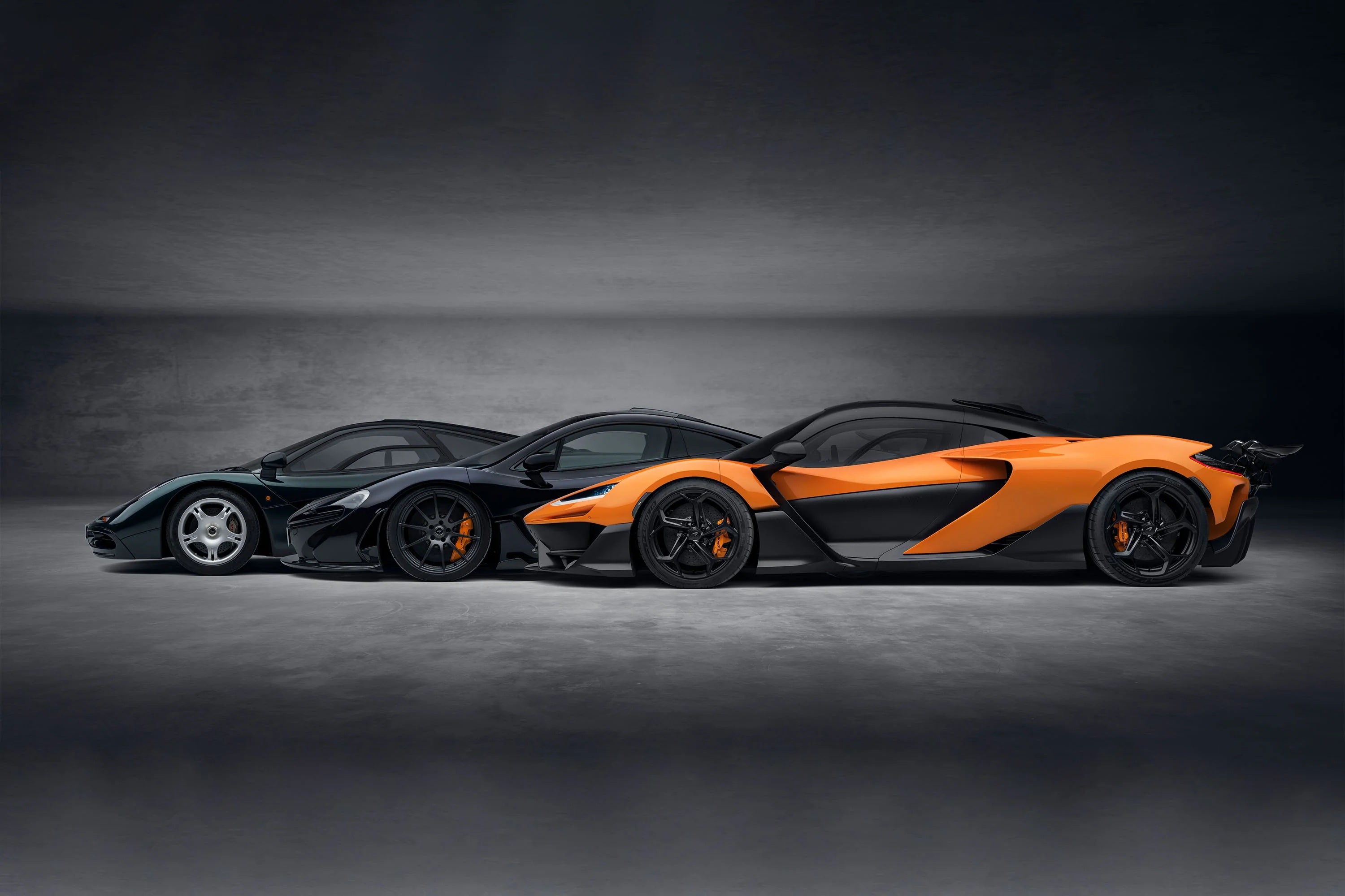 Amalgam 1:18 scale McLaren W1
