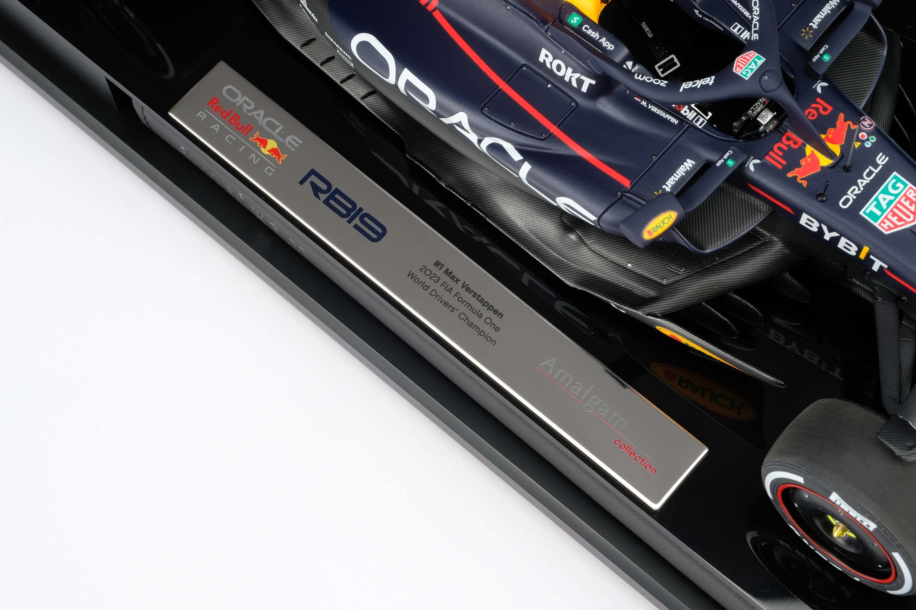 Amalgam 1:18 scale Red Bull RB19 2023 Max Verstappen