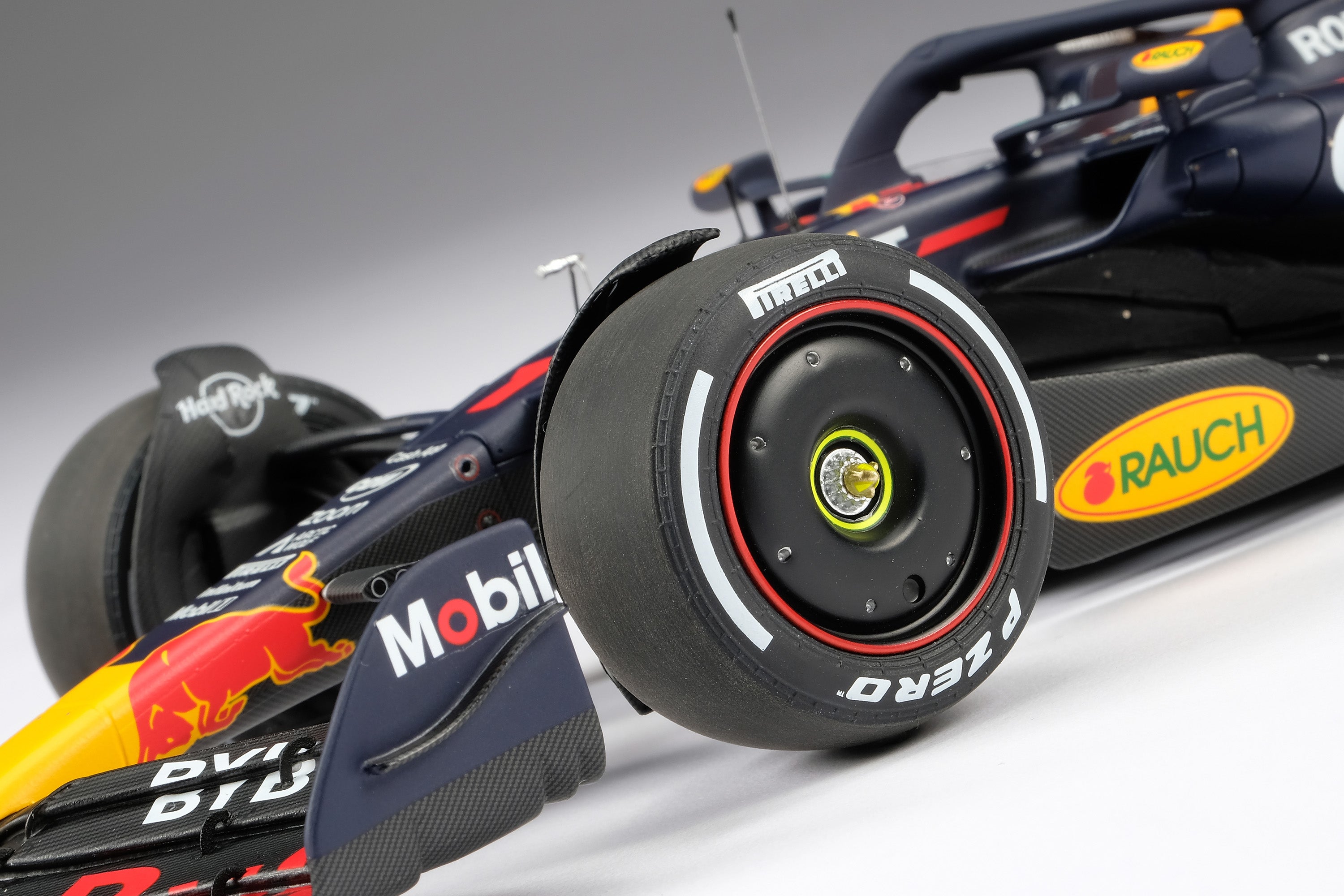 Amalgam 1:18 scale Red Bull RB19 2023 Max Verstappen