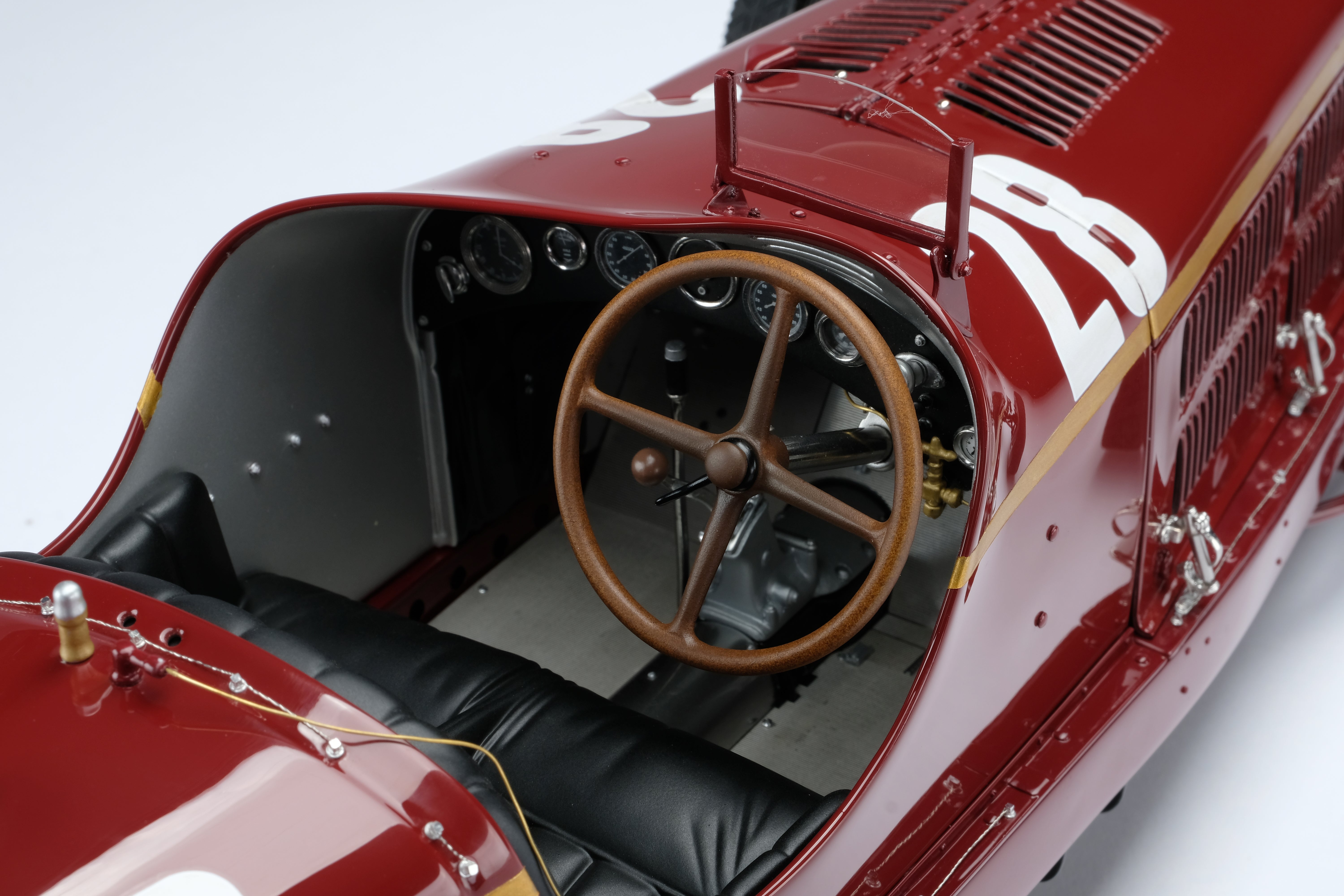 Amalgam 1:8 scale Alfa Romeo 8C Monza 1932 Monaco Grand Prix winner