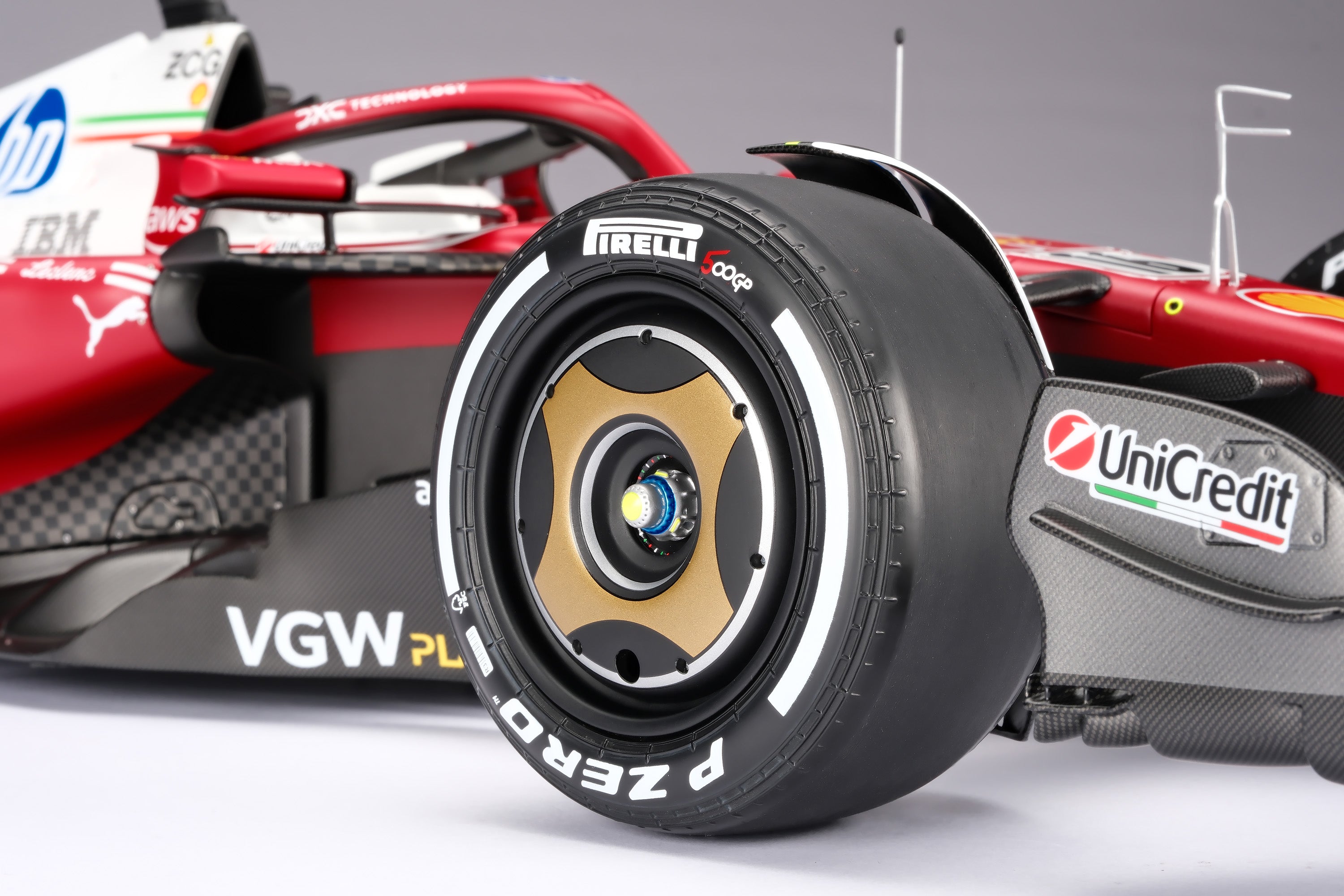 Amalgam 1:8 scale Ferrari SF-25 #44 Hamilton or #16 LeClerc