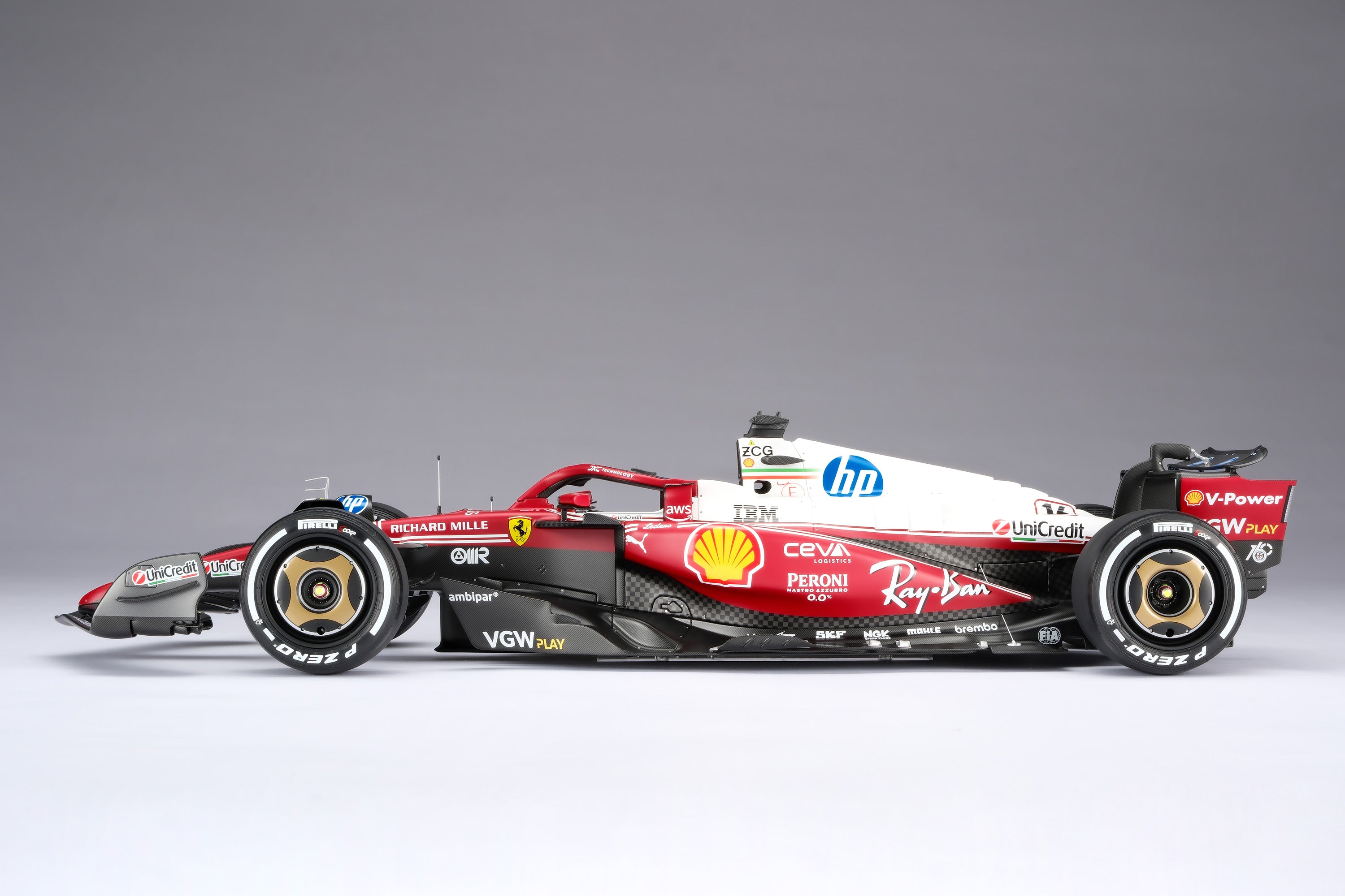 Amalgam 1:8 scale Ferrari SF-25 #44 Hamilton or #16 LeClerc