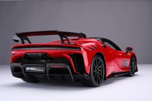 Amalgam 1:8 scale Ferrari SF90XX Stradale