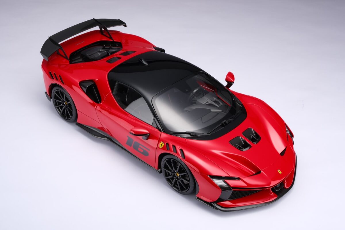 Amalgam 1:8 scale Ferrari SF90XX Stradale