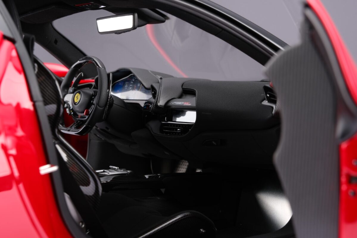 Amalgam 1:8 scale Ferrari SF90XX Stradale
