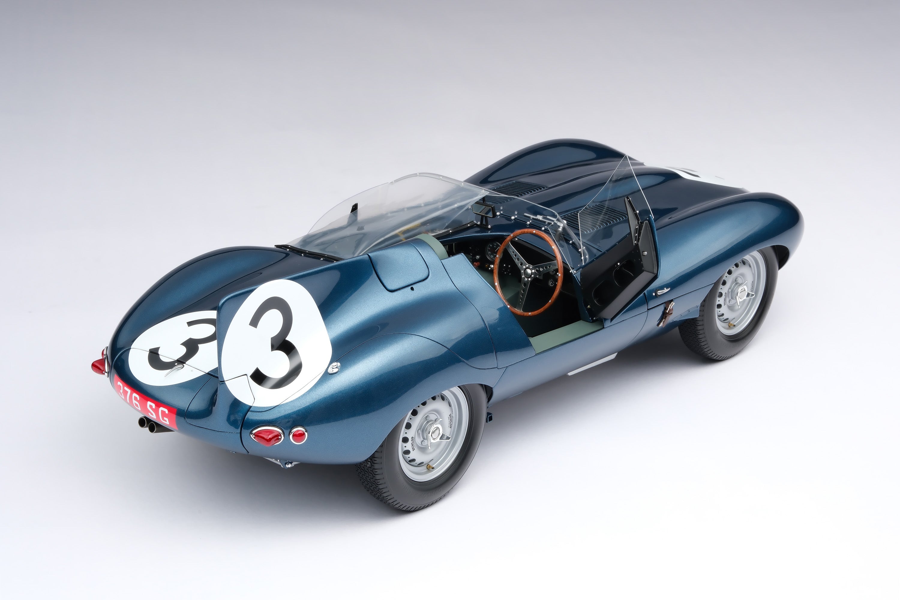 Amalgam Jaguar D Type 1:8 scale #3 1957 Le Mans winner