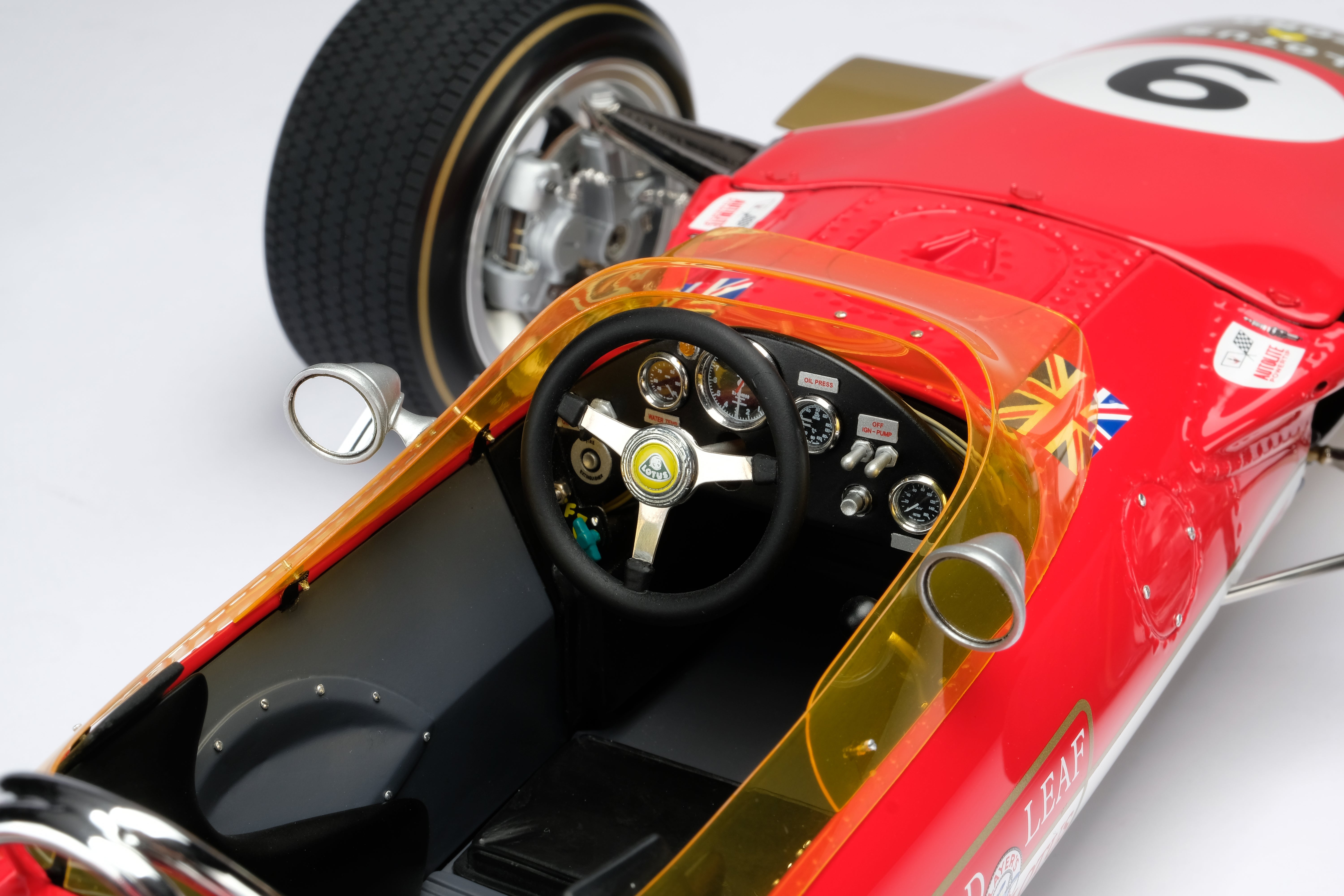 Amalgam 1:8 scale Lotus 49B Graham Hill SPECIAL PRICE SEPTEMBER ONLY!