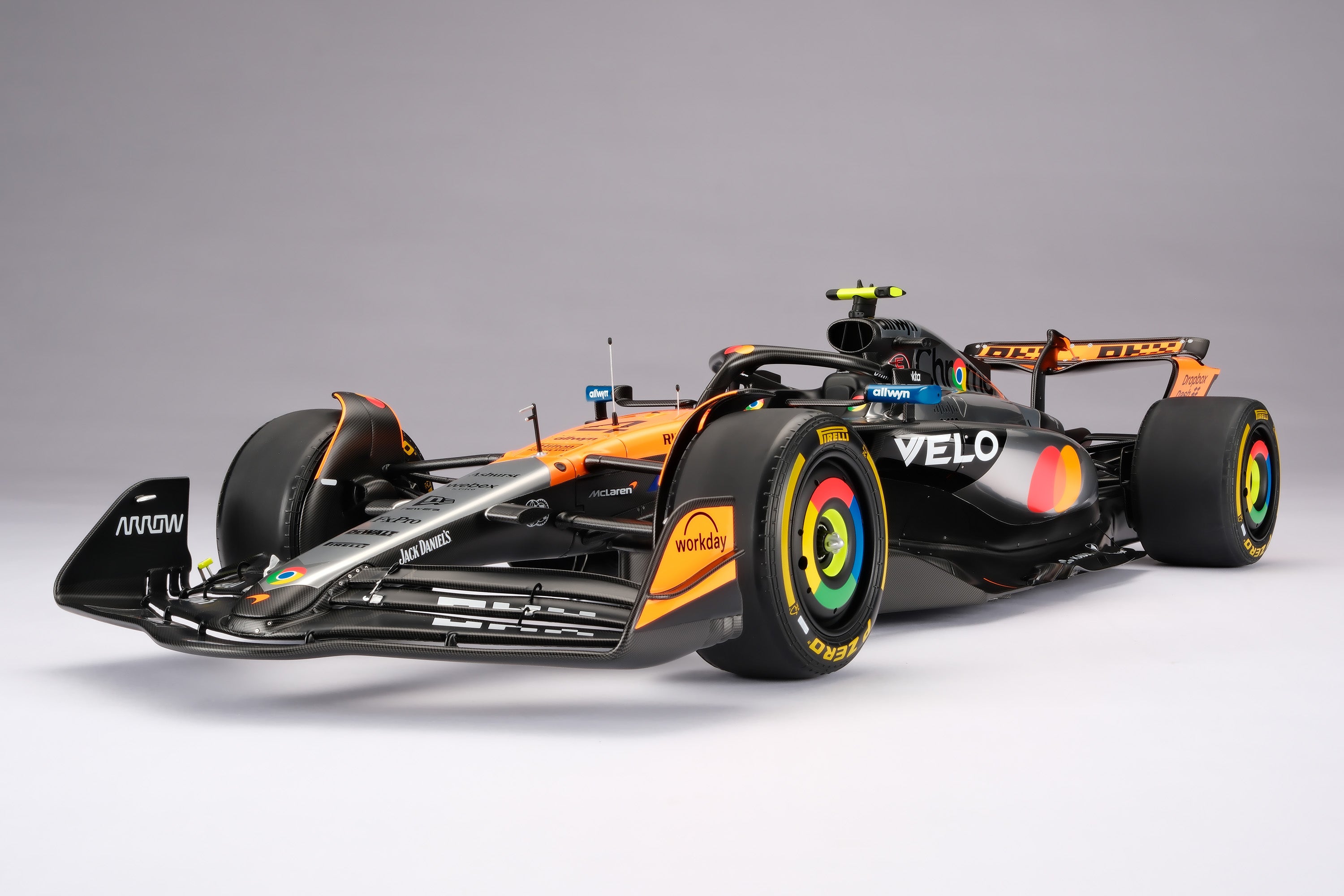 Amalgam McLaren MCL39 1:8 scale #4 Norris British Grand Prix winner 2025