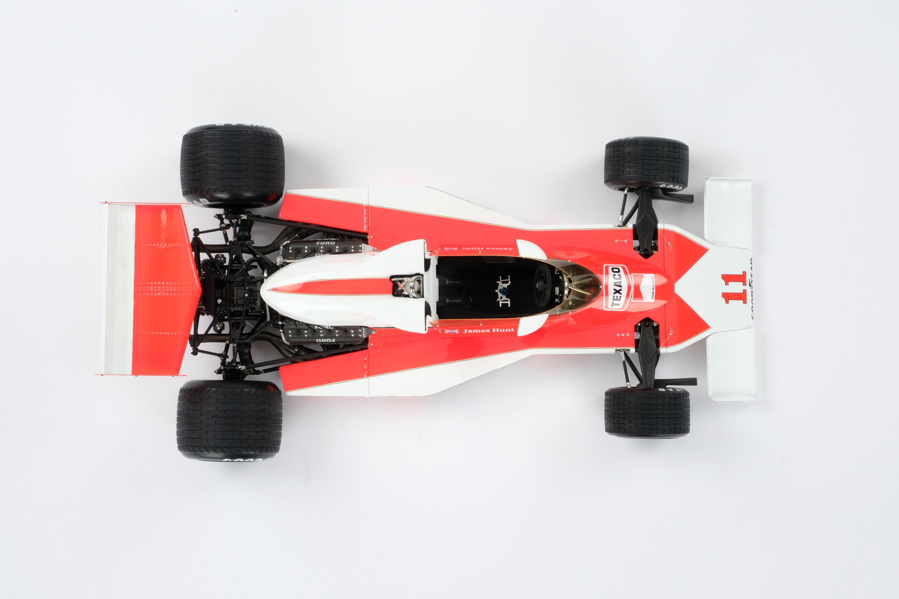 Amalgam 1:8 scale McLaren M23 1976 James Hunt