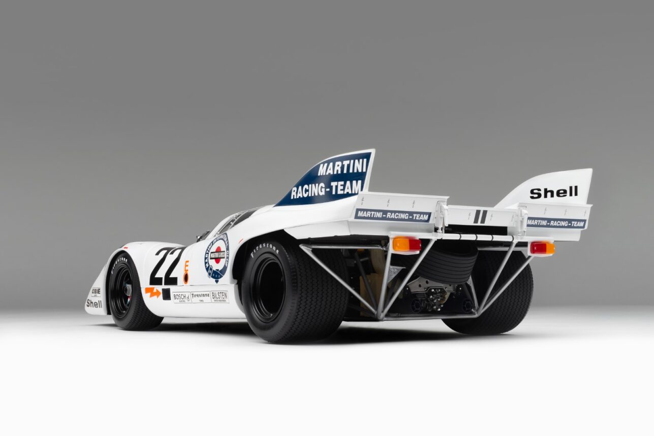 Amalgam Porsche 917K Le Mans 1971 Winner #22 Martini Livery 1:8 scale