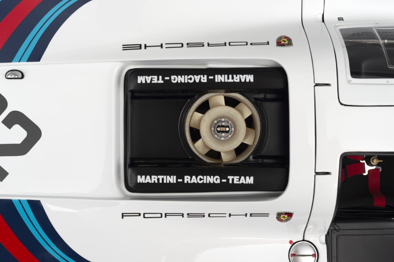 Amalgam Porsche 917K Le Mans 1971 Winner #22 Martini Livery 1:8 scale