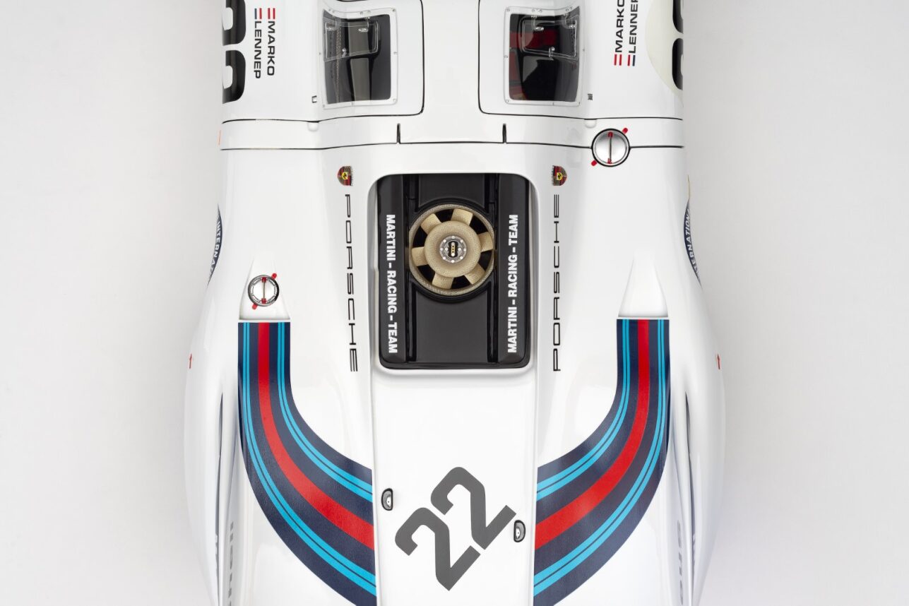 Amalgam Porsche 917K Le Mans 1971 Winner #22 Martini Livery 1:8 scale