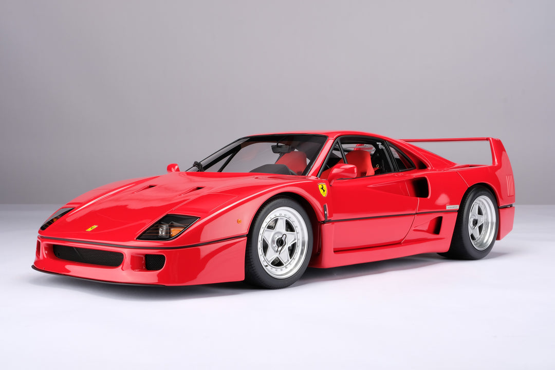 F40 Model Amalgam 1:8 scale 1987 Ferrari F40 – Revilo Model Cars