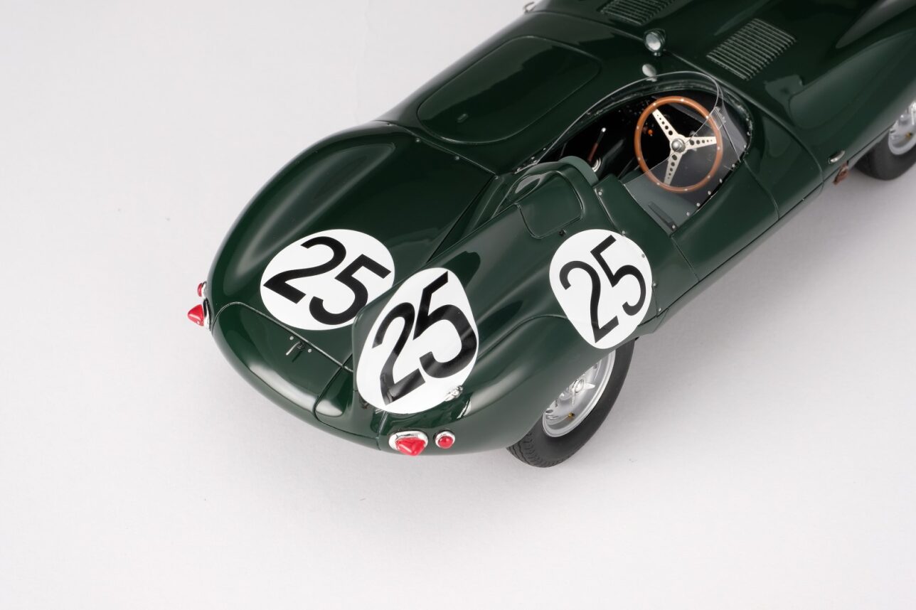 Amalgam 1:18 scale Jaguar D Type #25 1956 winner Reims 12 Hour