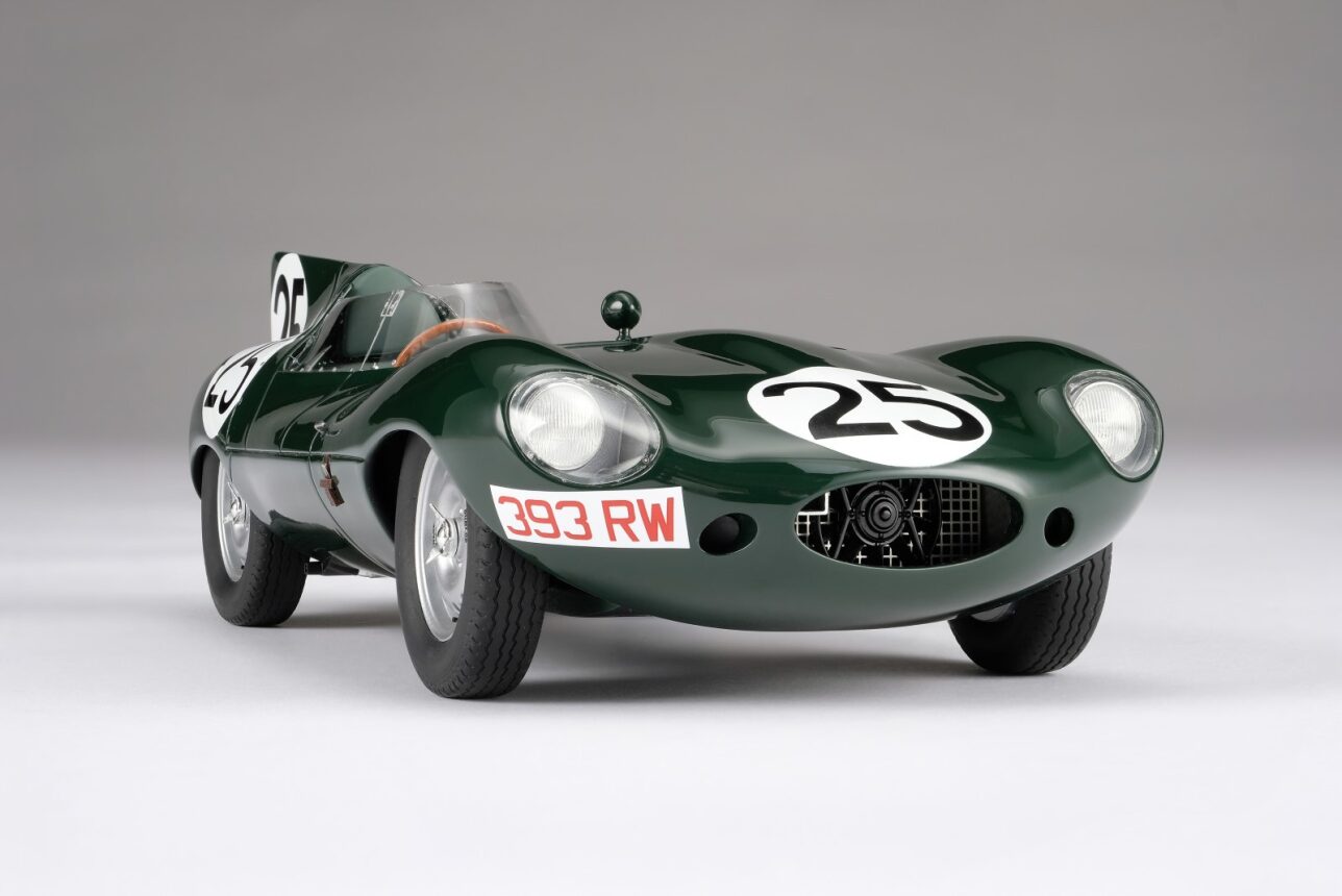 Amalgam 1:18 scale Jaguar D Type #25 1956 winner Reims 12 Hour