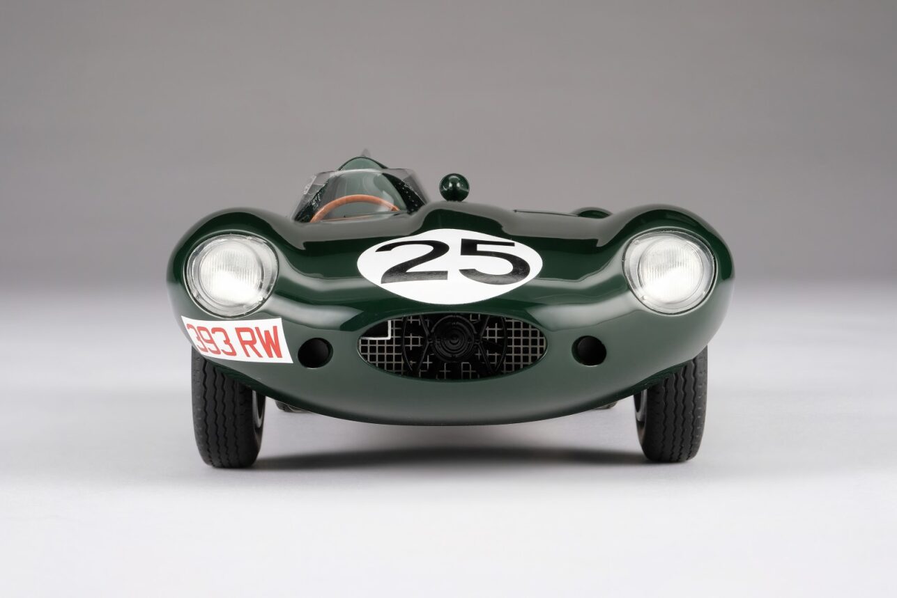 Amalgam 1:18 scale Jaguar D Type #25 1956 winner Reims 12 Hour