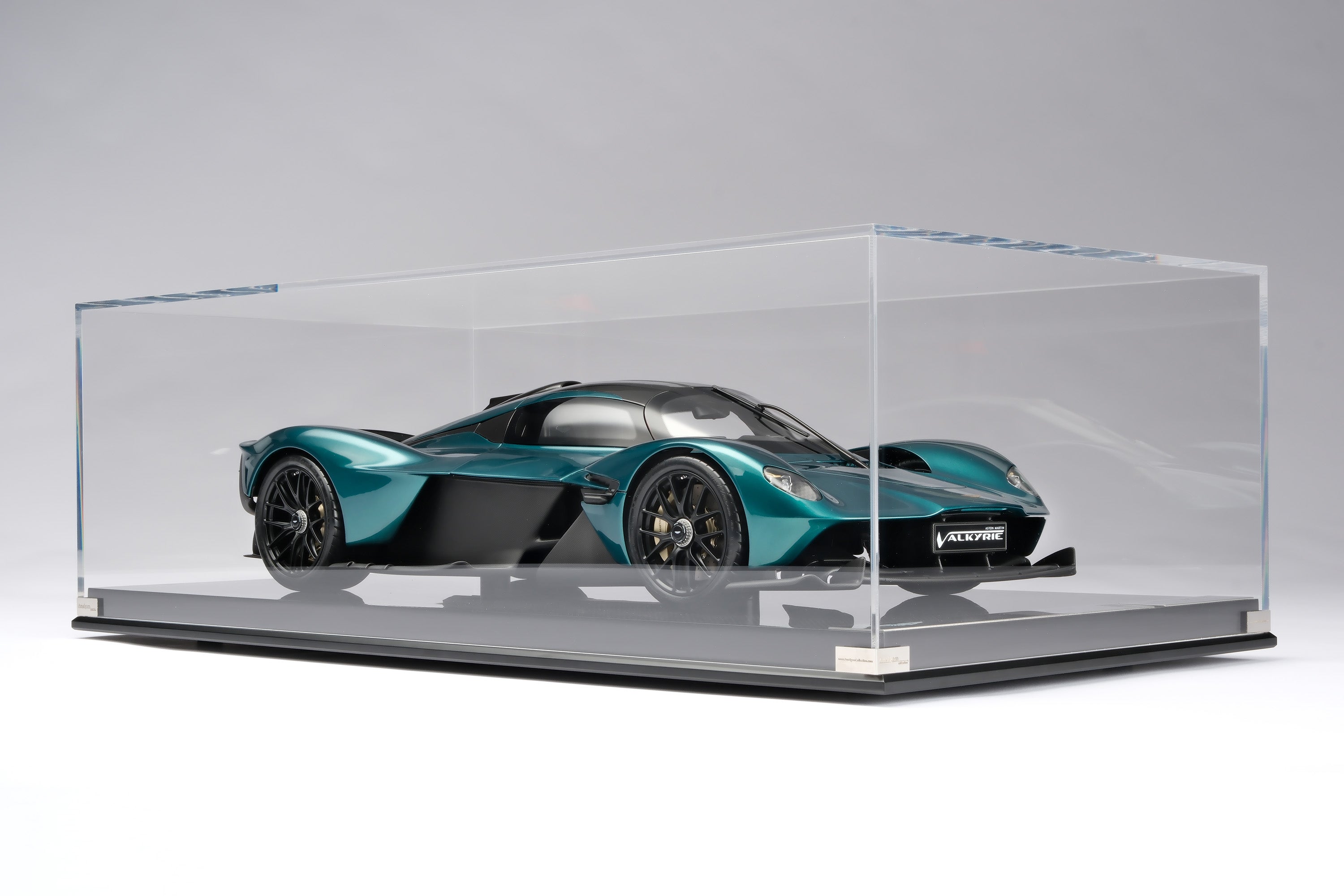 Amalgam 1:8 Aston Martin Valkyrie preorder
