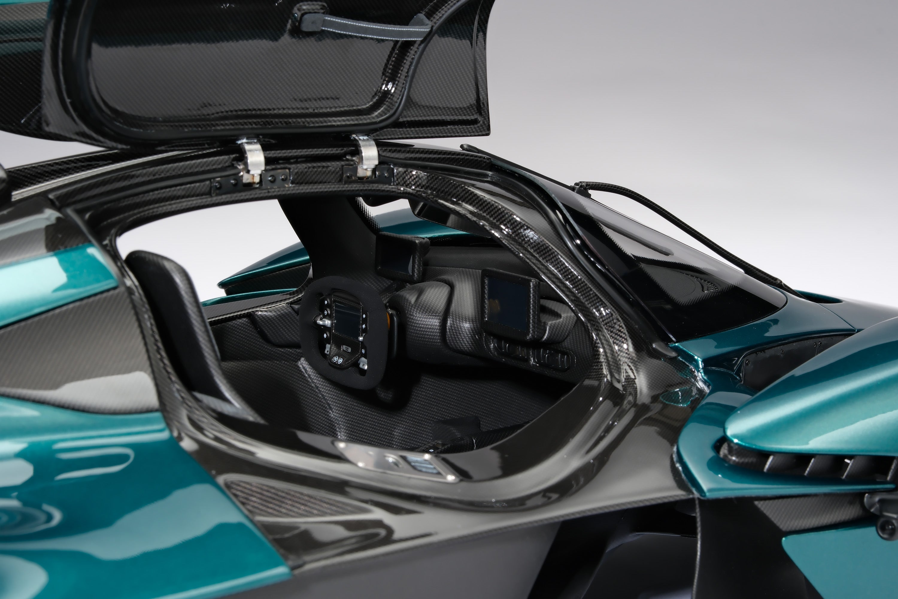 Amalgam 1:8 Aston Martin Valkyrie preorder
