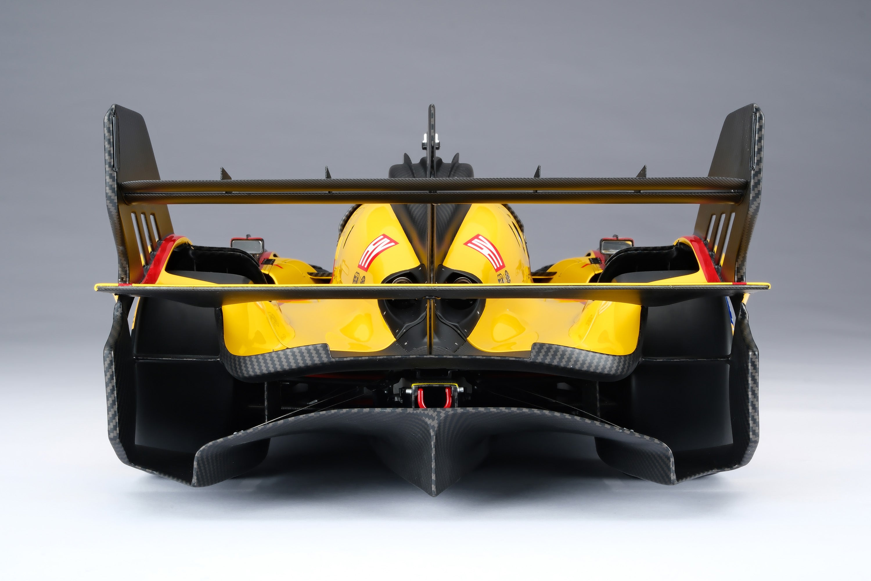 Amalgam 1:8 scale Ferrari 499P 2025 Le Mans Winner