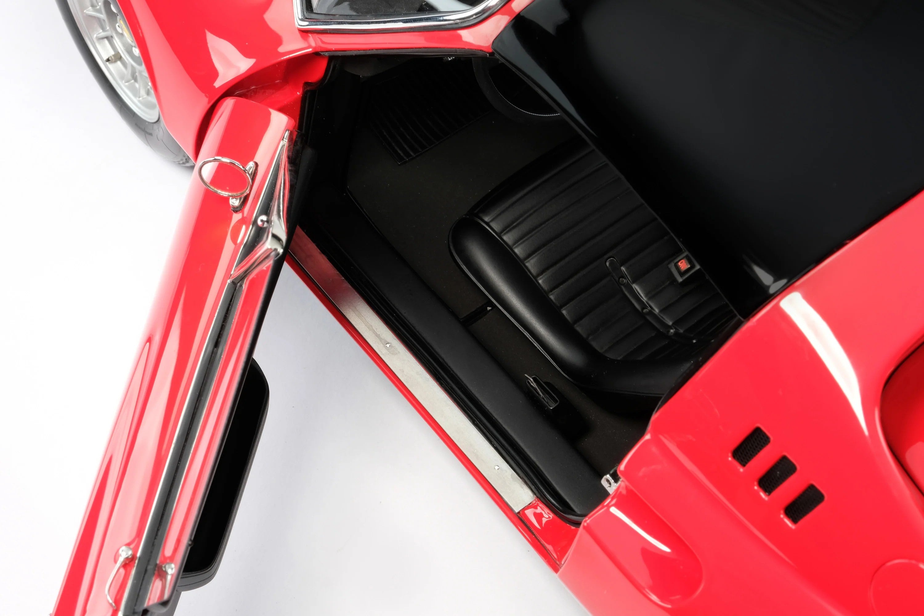Amalgam 1:8 scale Ferrari Dino 246 GT Coupe