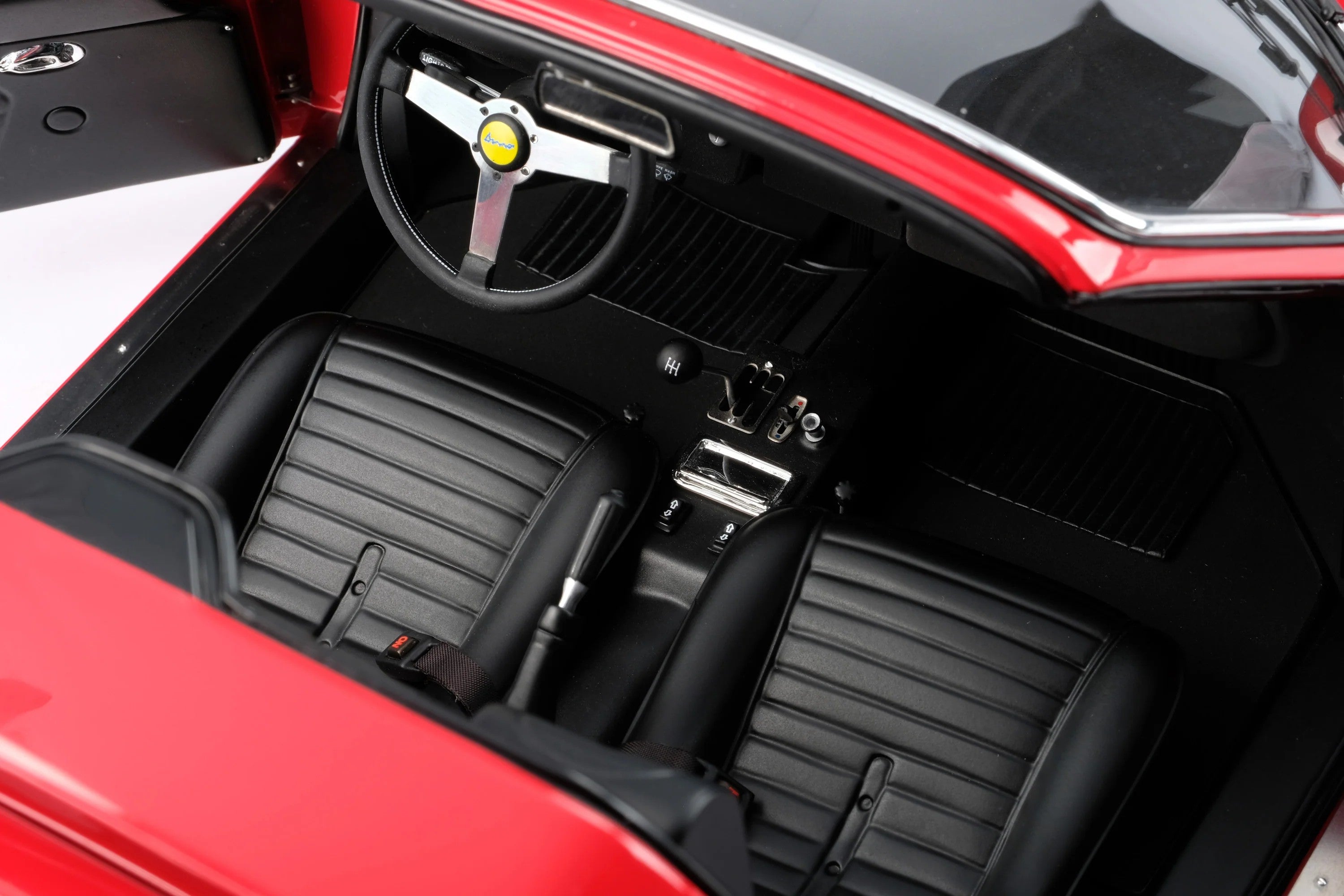 Amalgam 1:8 scale Ferrari Dino 246 GT Coupe