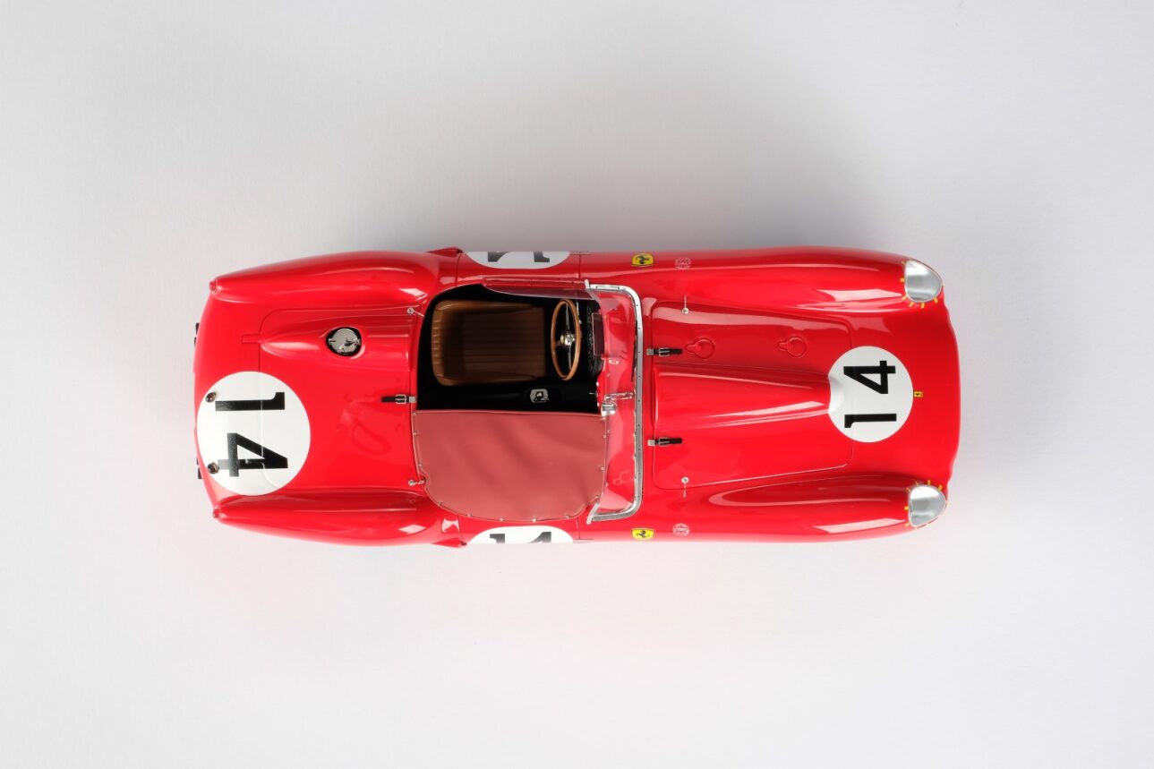 Amalgama Ferrari 250 TR58 escala 1:18