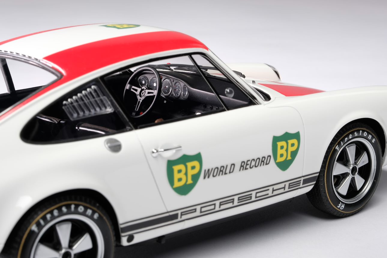 Amalgama Porsche 911 RSR 1973 escala 1:18