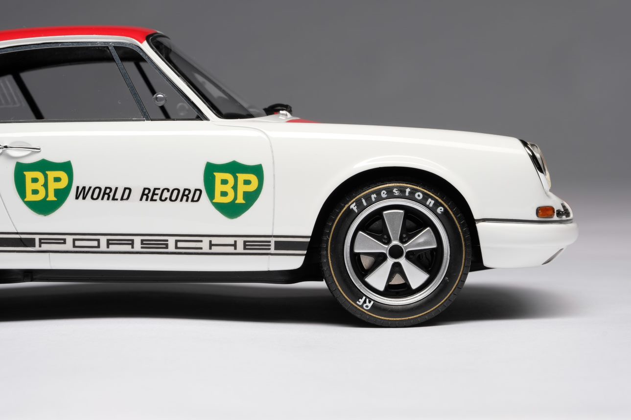 Amalgama Porsche 911 RSR 1973 escala 1:18