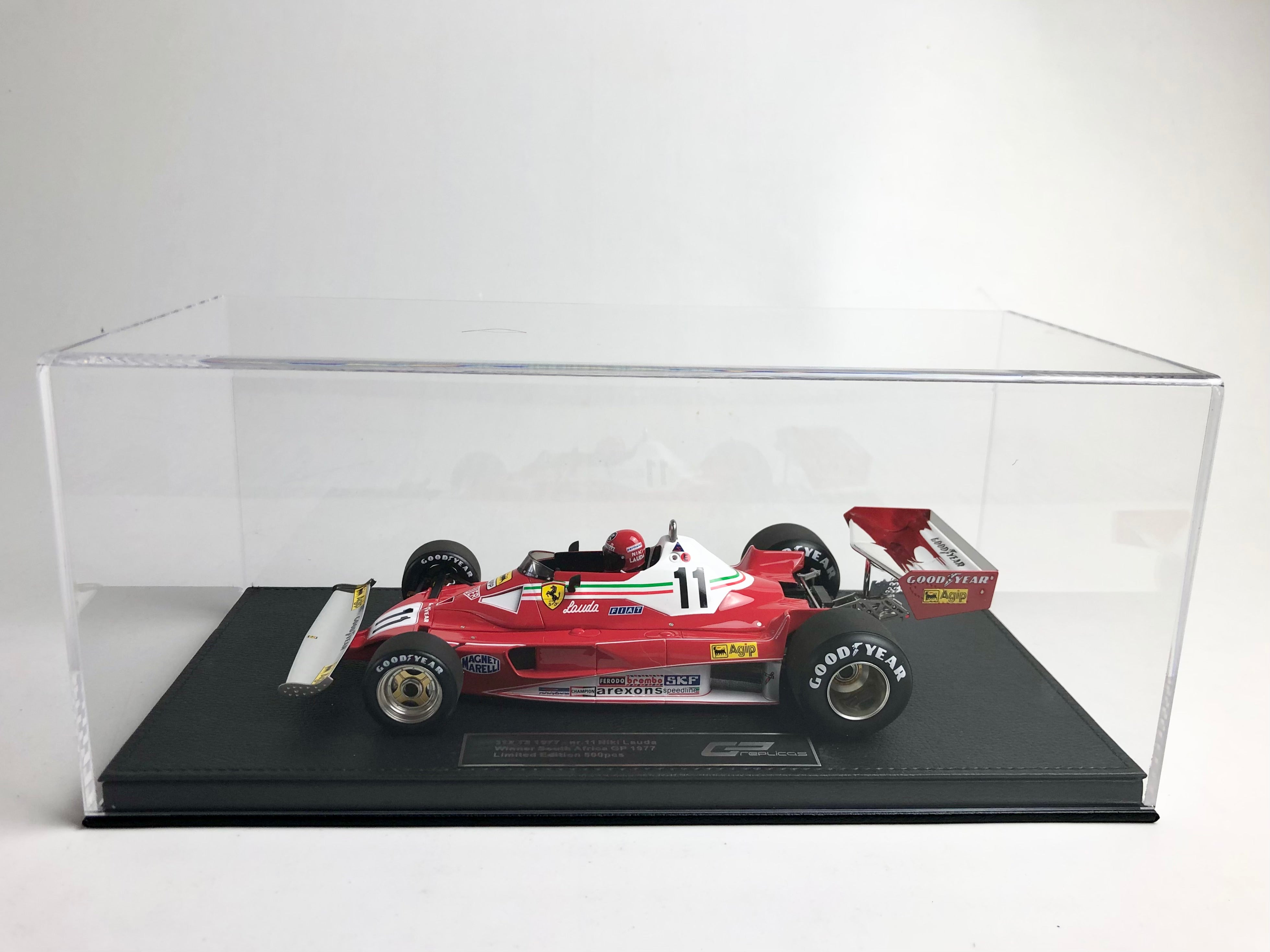 1:18 Ferrari 312 T2 #11 Niki Lauda