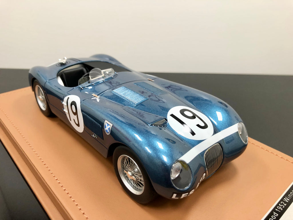 BB07B4E0-B4FD-4679-B758-