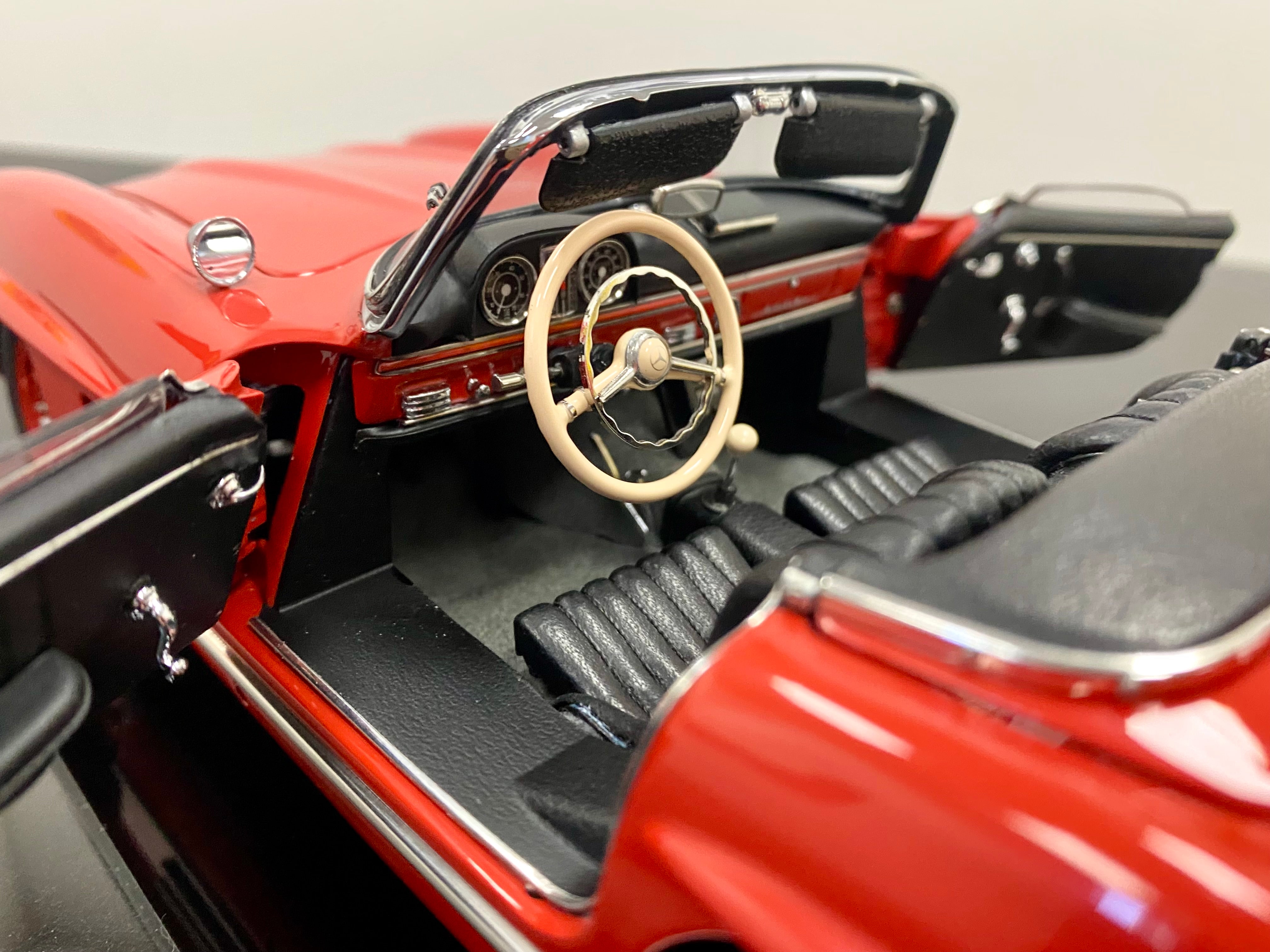 CMC 1:18 Mercedes 300SL M296 Red open top race CGS #4