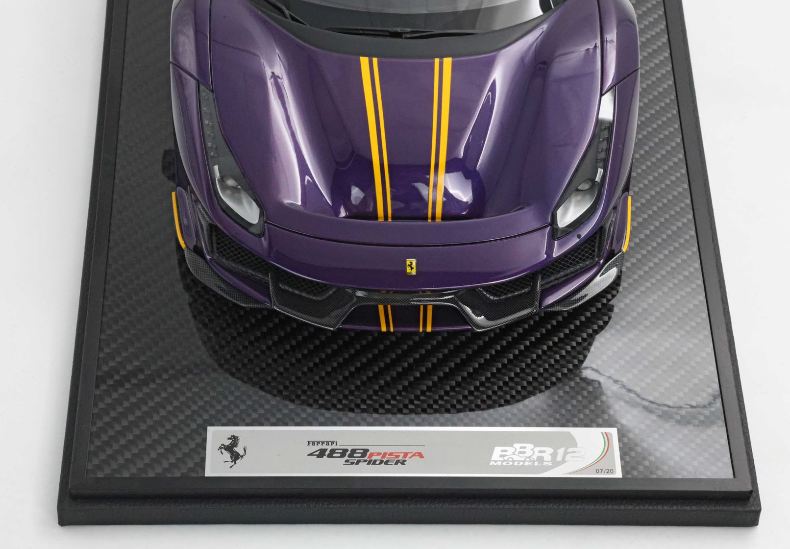 BBR Ferrari 488 Pista Spider 1:12 scale Viola Vio