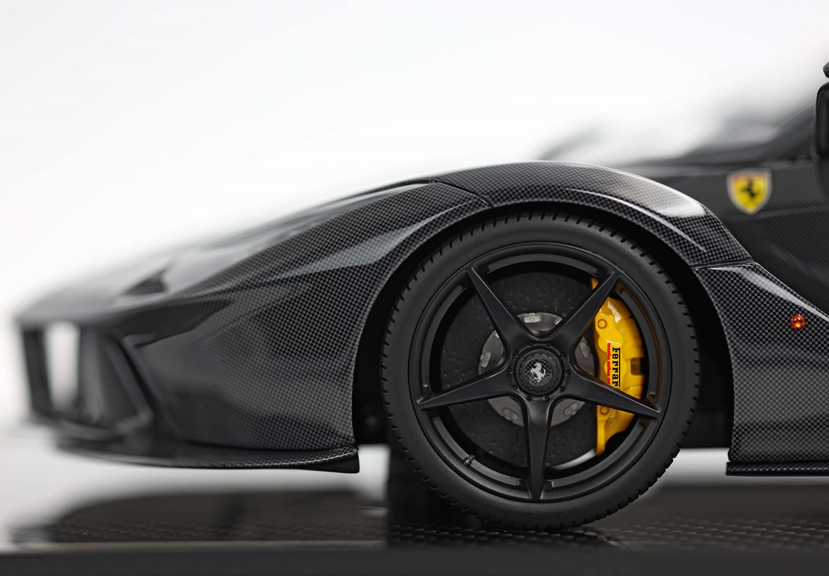 BBR La Ferrari FULL CARBON 1:12 scale