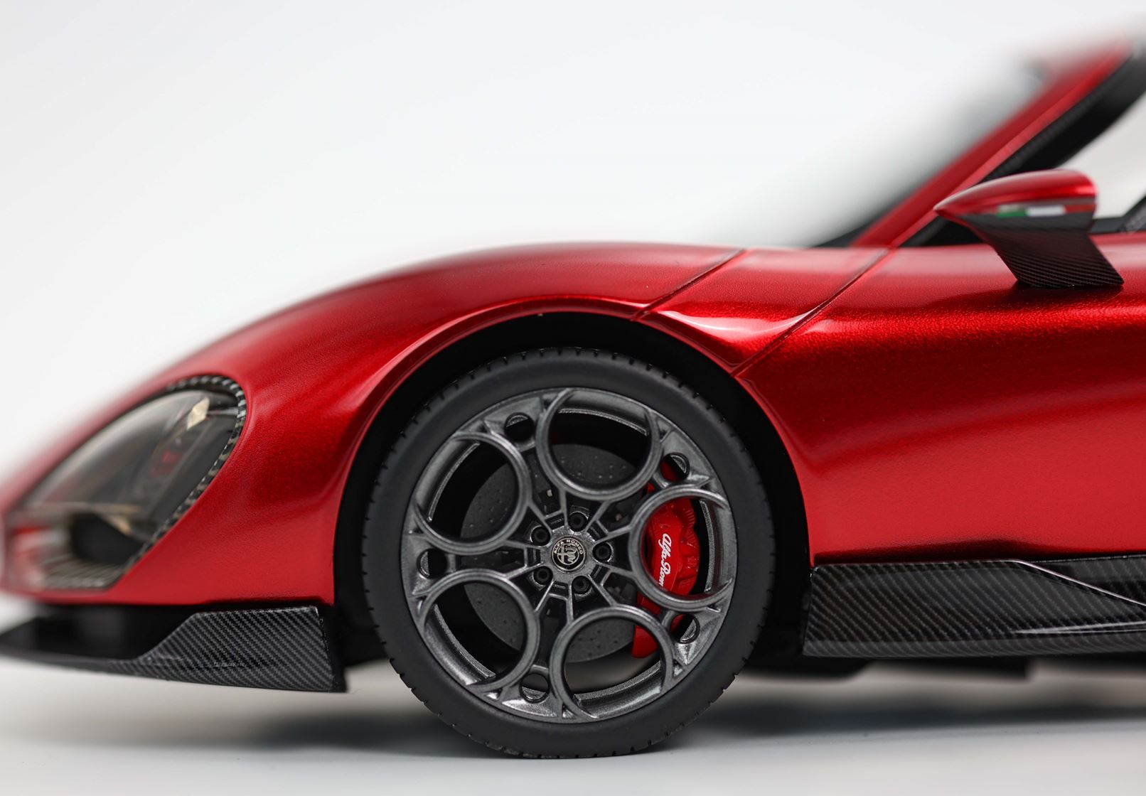 BBR 1:18 scale Alfa Romeo 33 Stradale 2025