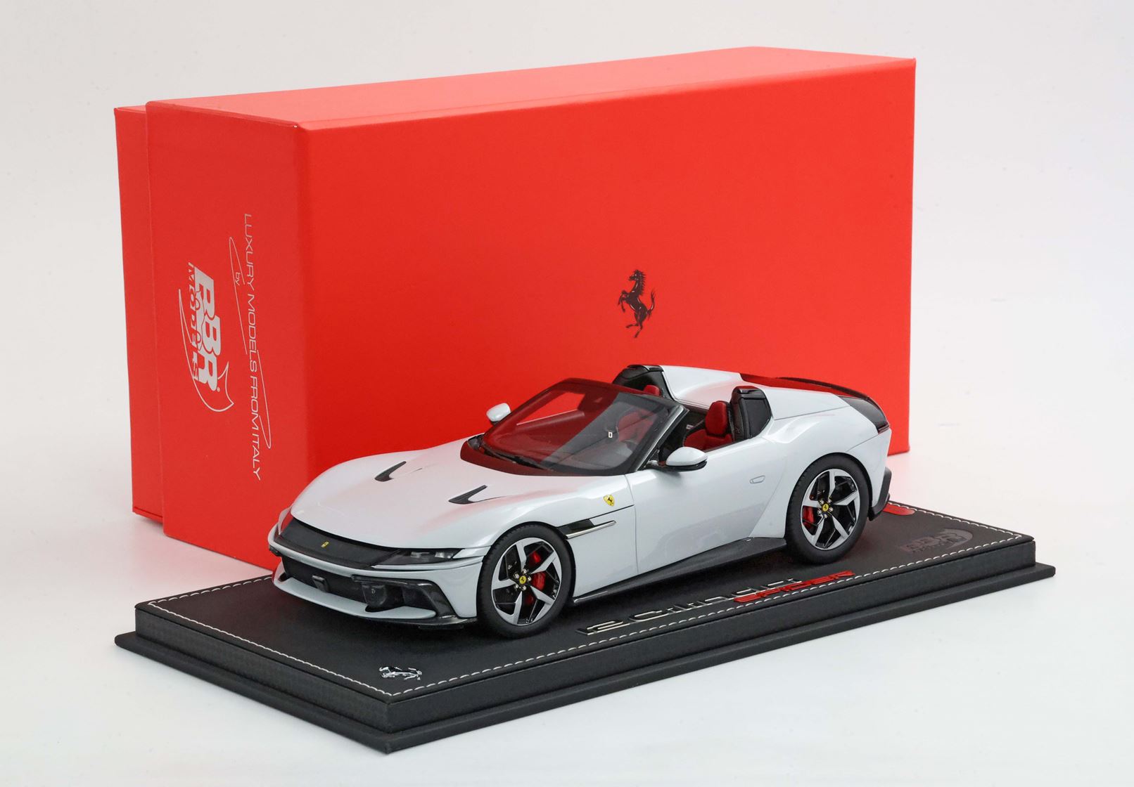 BBR 1:18 scale Ferrari 12 Cilindri Spider