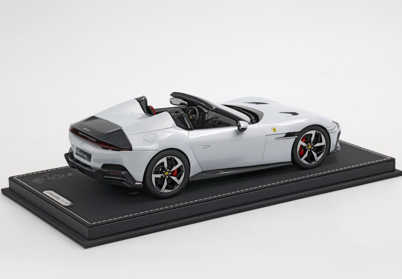 BBR 1:18 scale Ferrari 12 Cilindri Spider