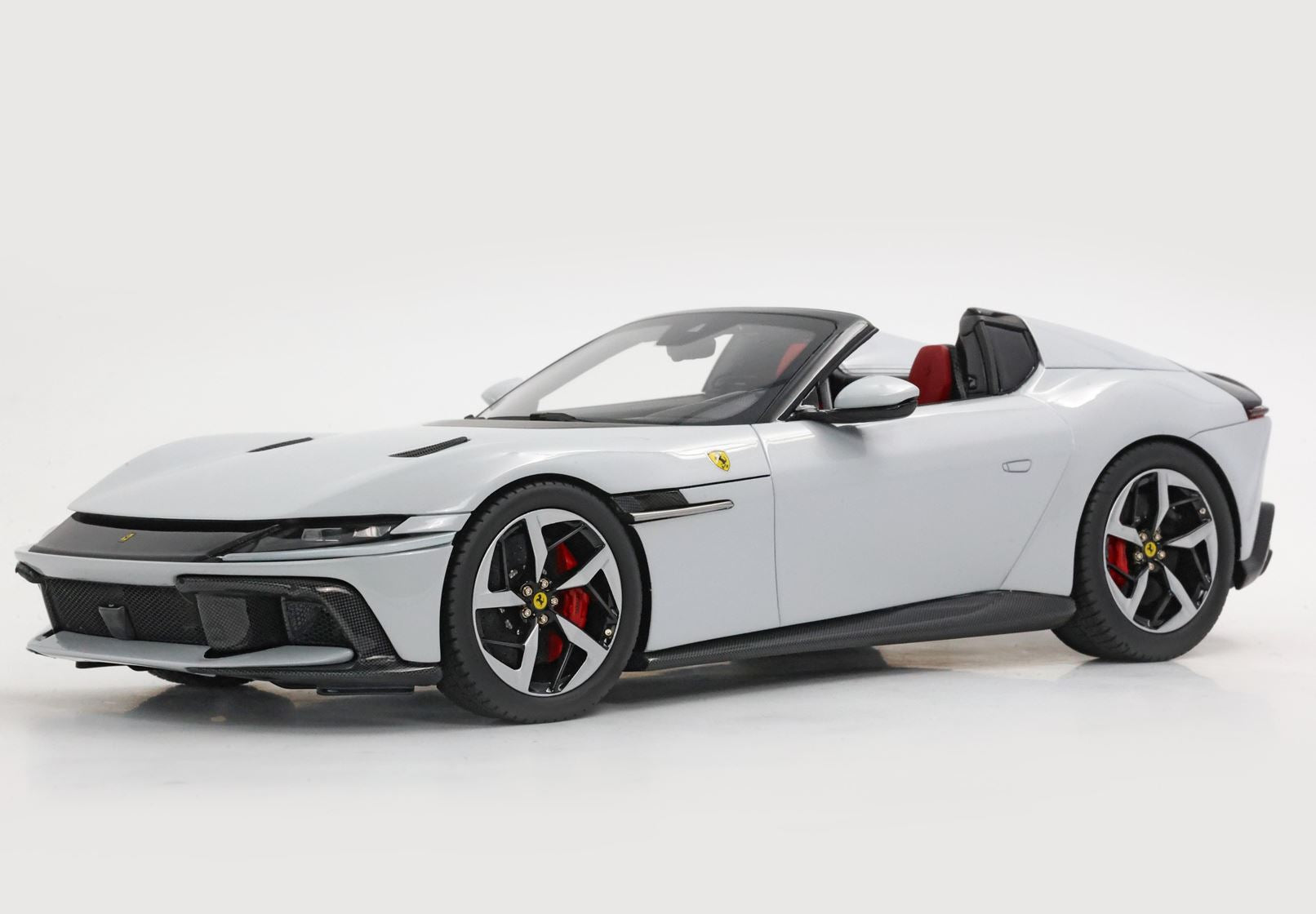 BBR 1:18 scale Ferrari 12 Cilindri Spider