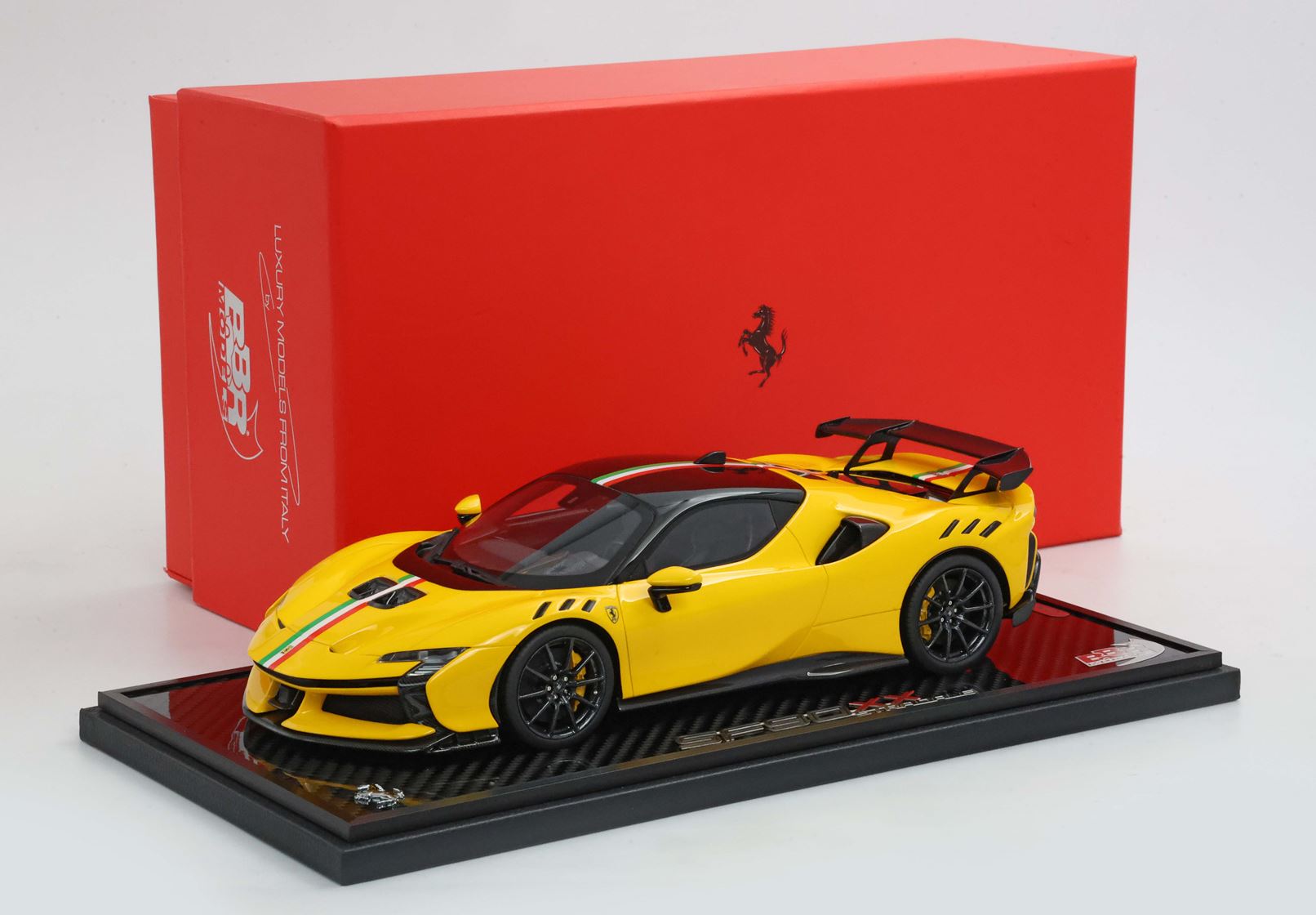 BBR Ferrari SF90 XX 1:18 scale Giallo Modena, Italian stripe