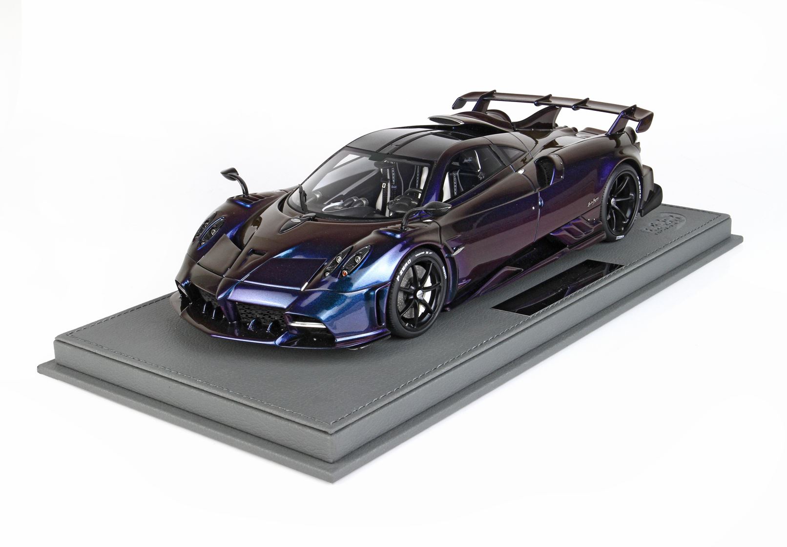 BBR Pagani Imola Cameleon 1:18 scale