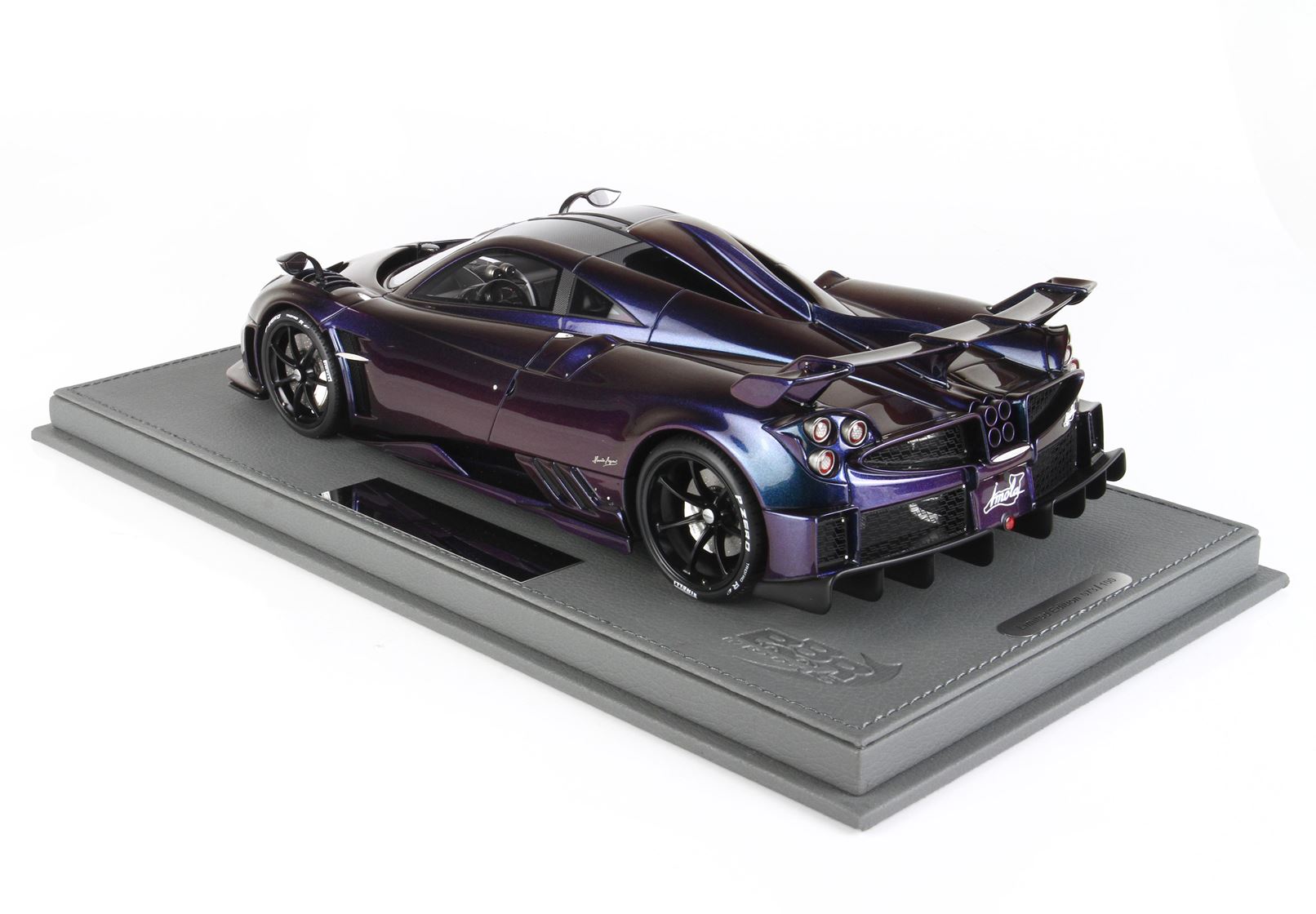 BBR Pagani Imola Cameleon 1:18 scale