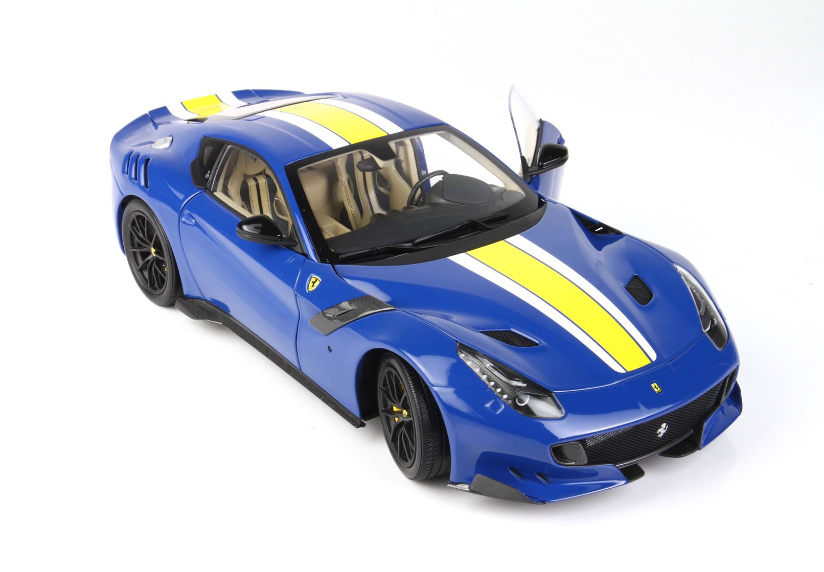 Diecast BBR 1:18 scale Ferrari F12 TDF Azzurro Blue